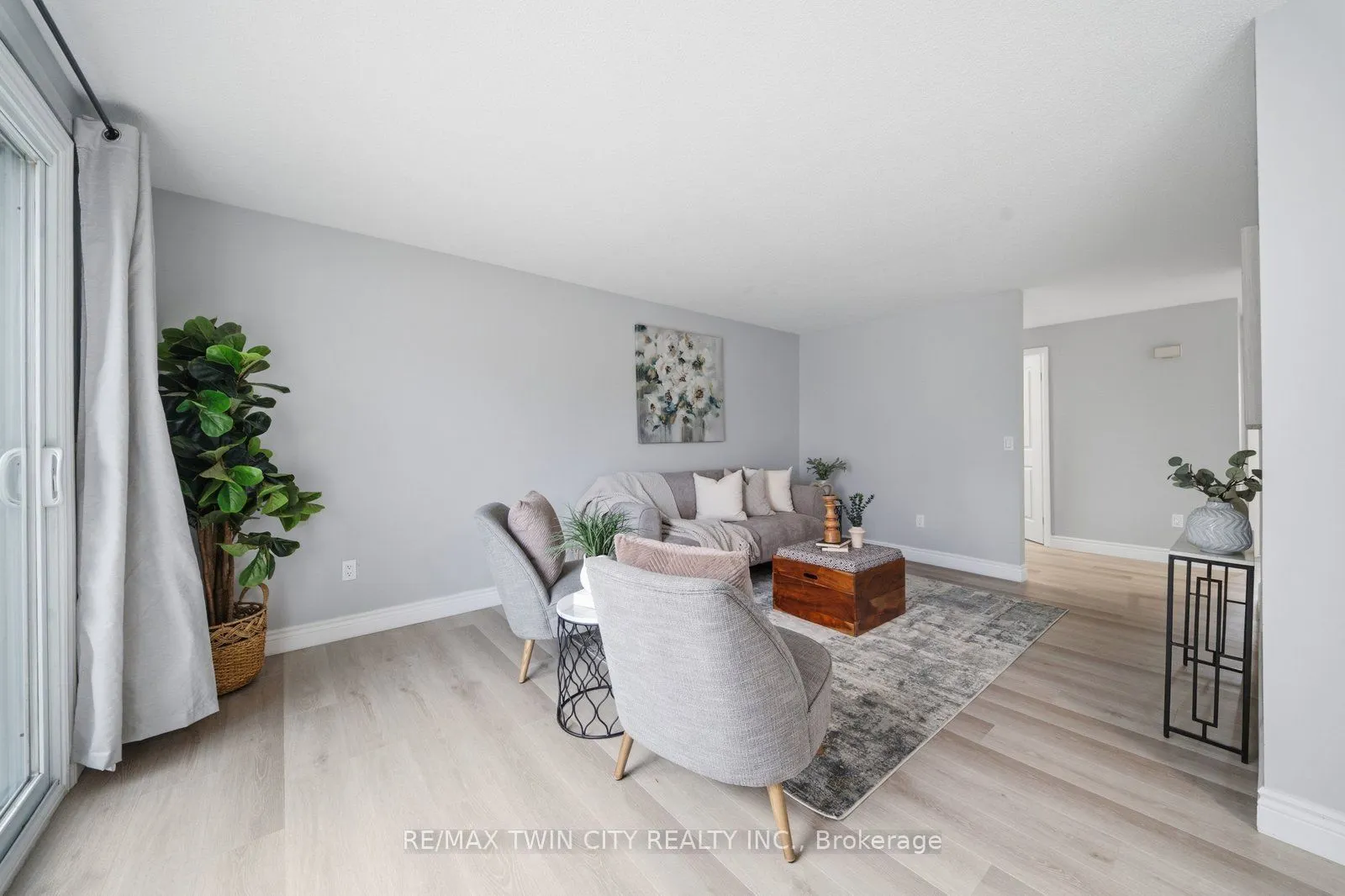 492 Grey Street #5