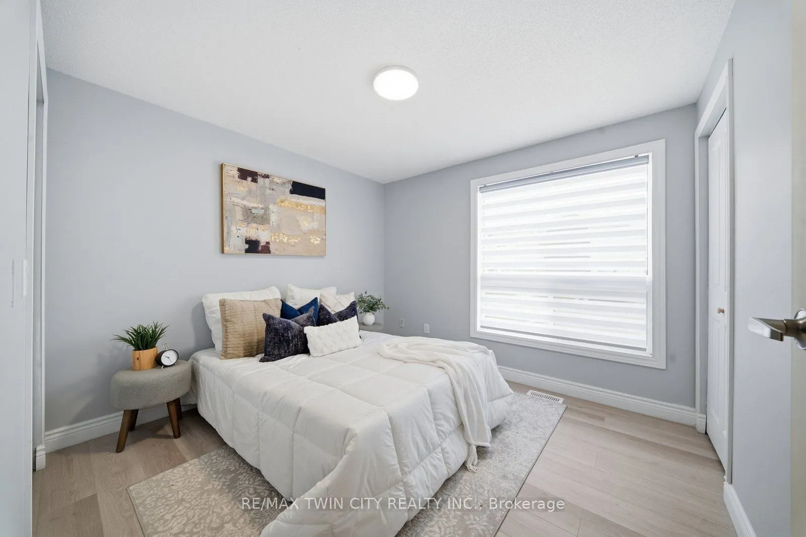492 Grey Street #5