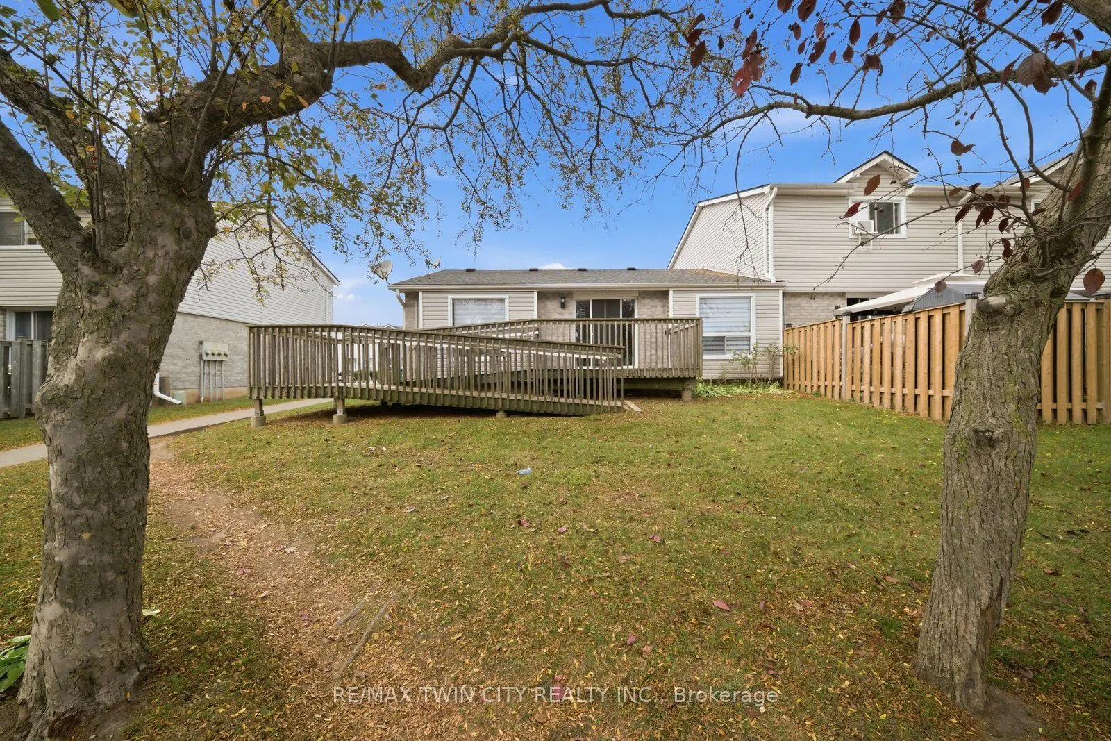 492 Grey Street #5