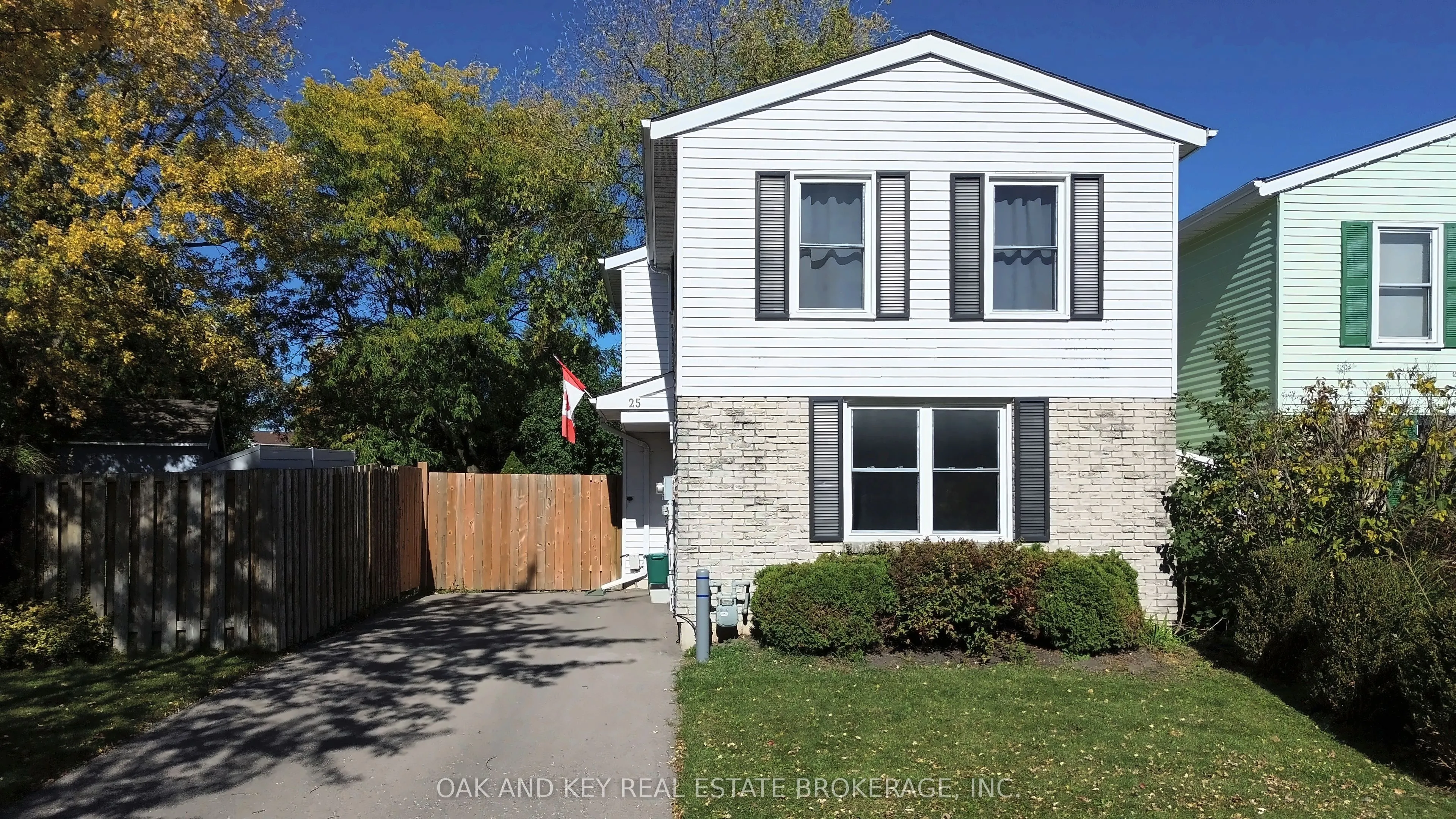 25 Timberlane Crescent