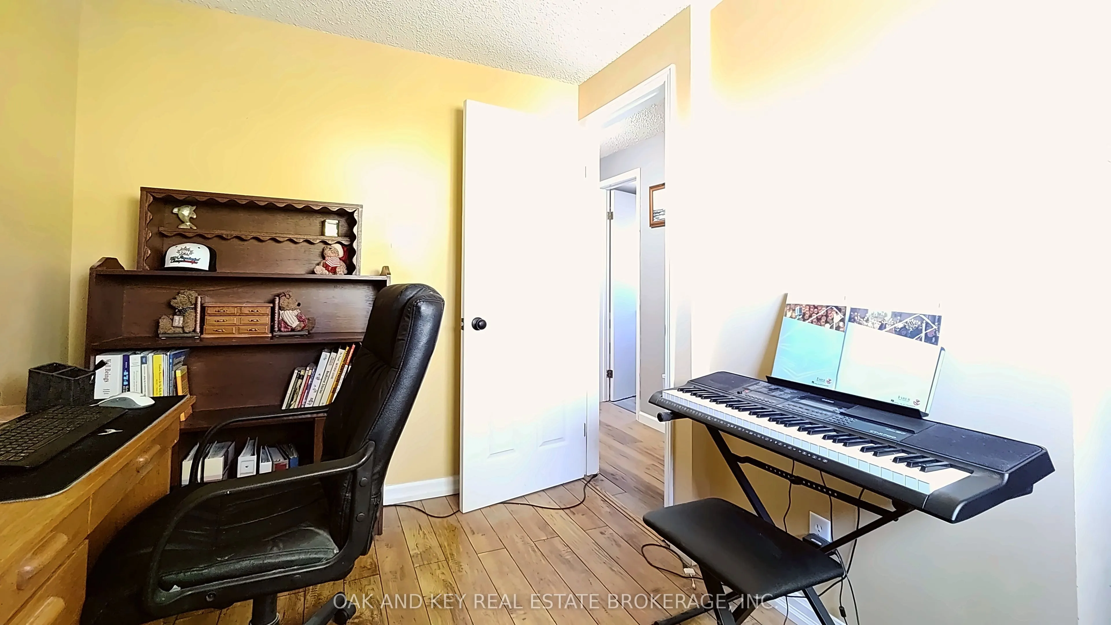 25 Timberlane Crescent