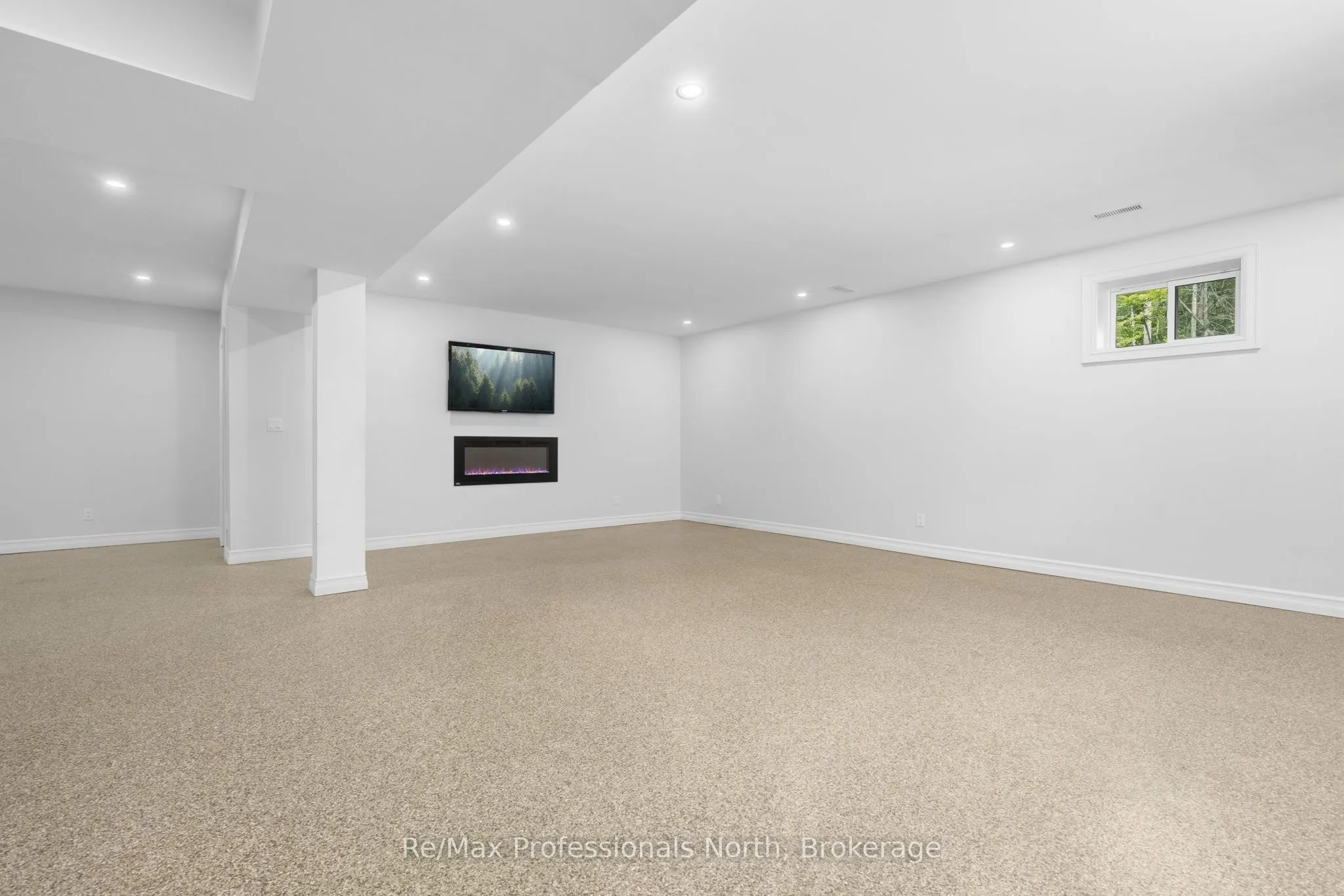 2452 Doe Lake Road