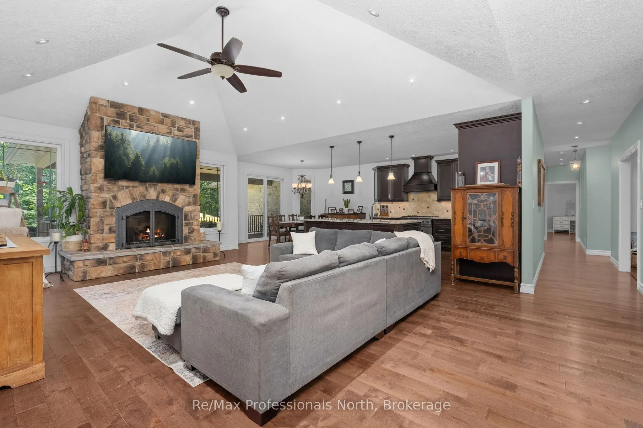 2452 Doe Lake Road