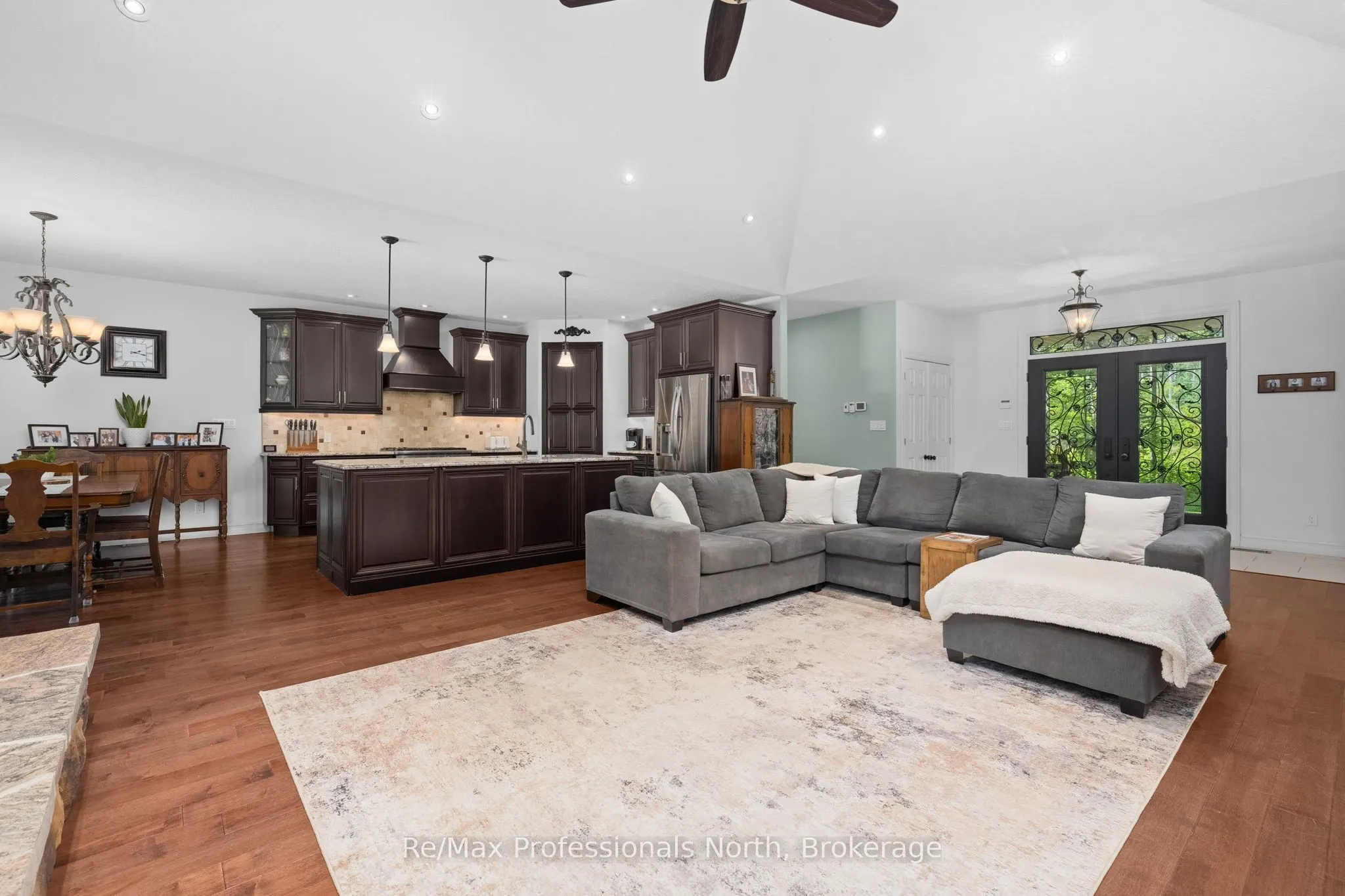 2452 Doe Lake Road