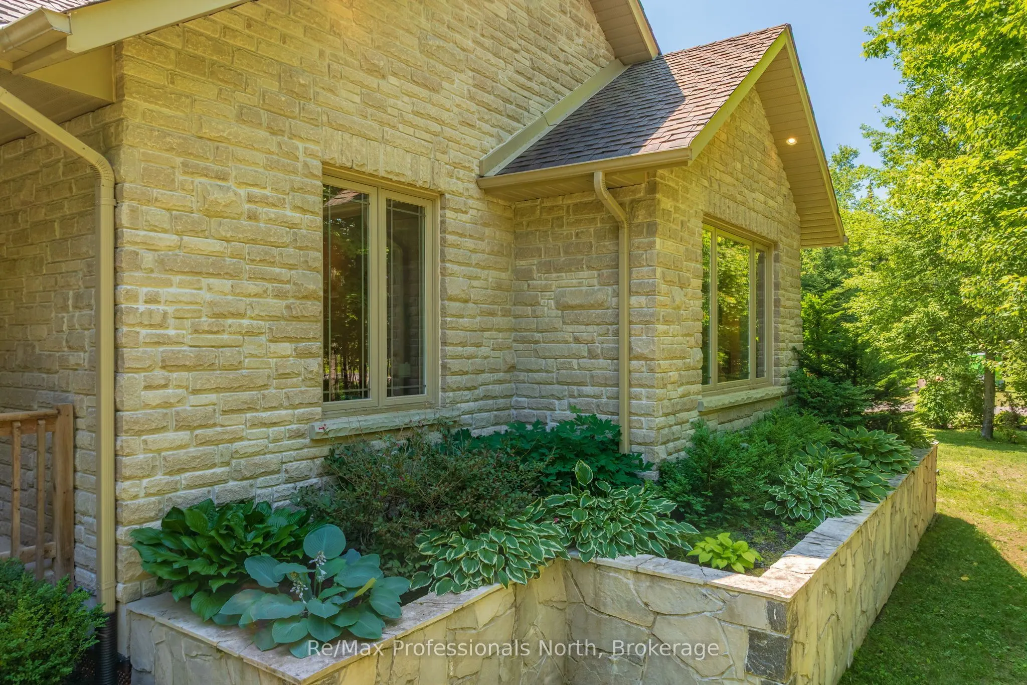 2452 Doe Lake Road