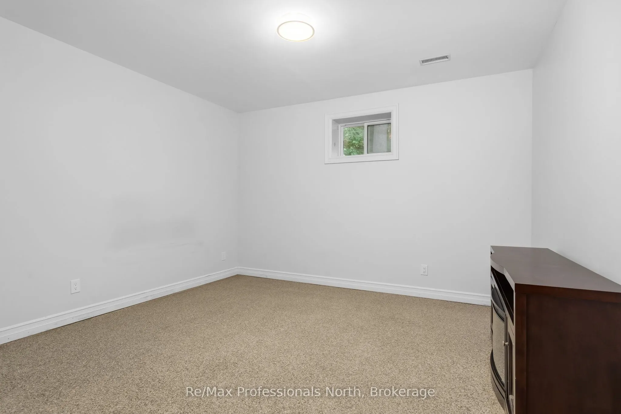 2452 Doe Lake Road