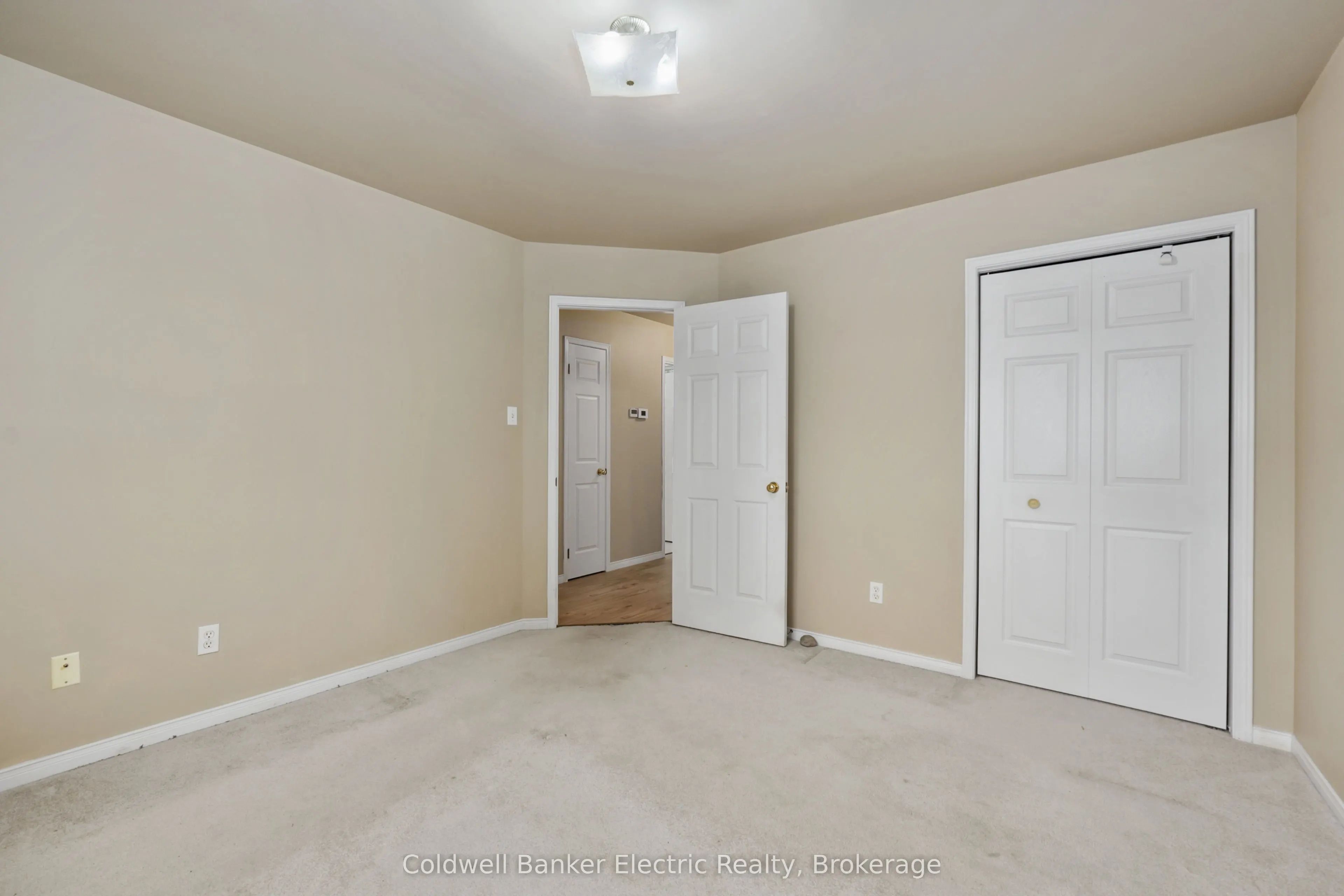 271 Dainton Drive
