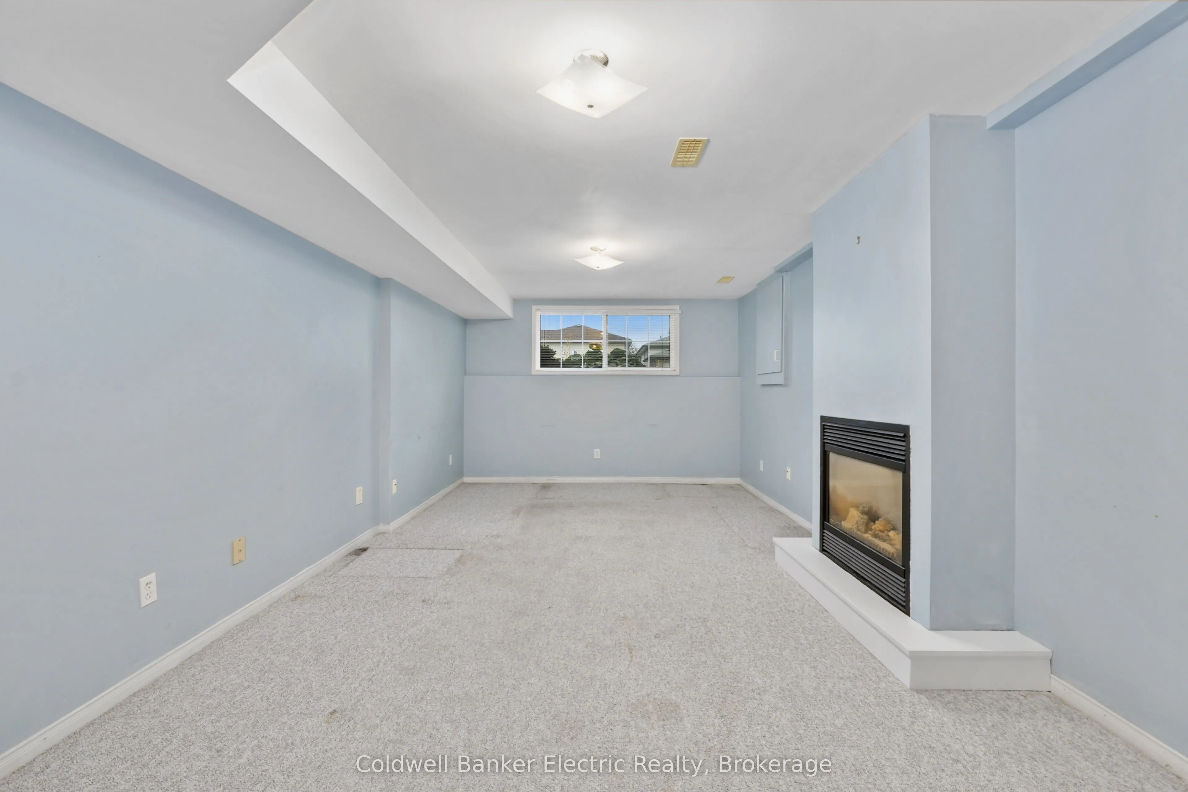 271 Dainton Drive