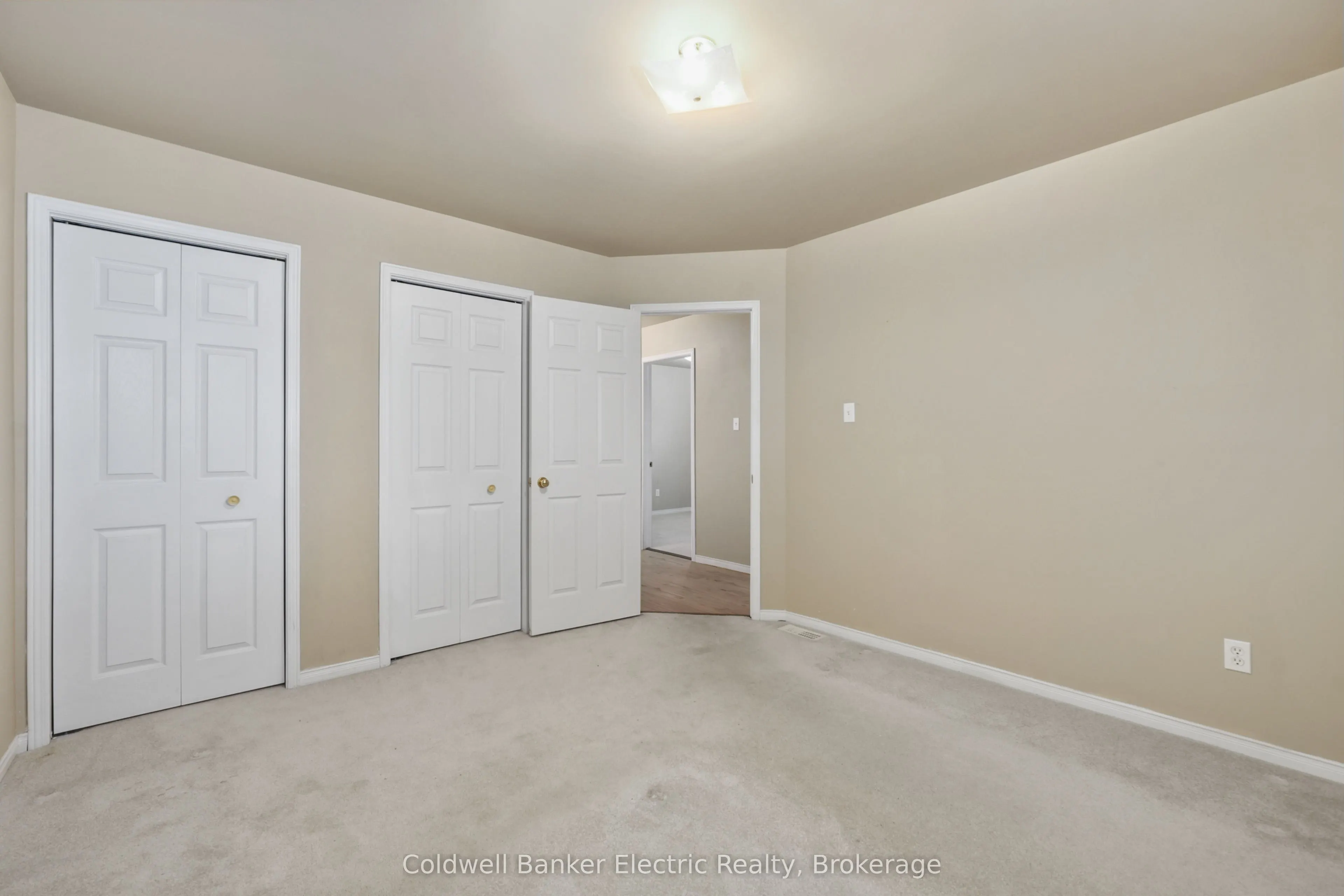 271 Dainton Drive