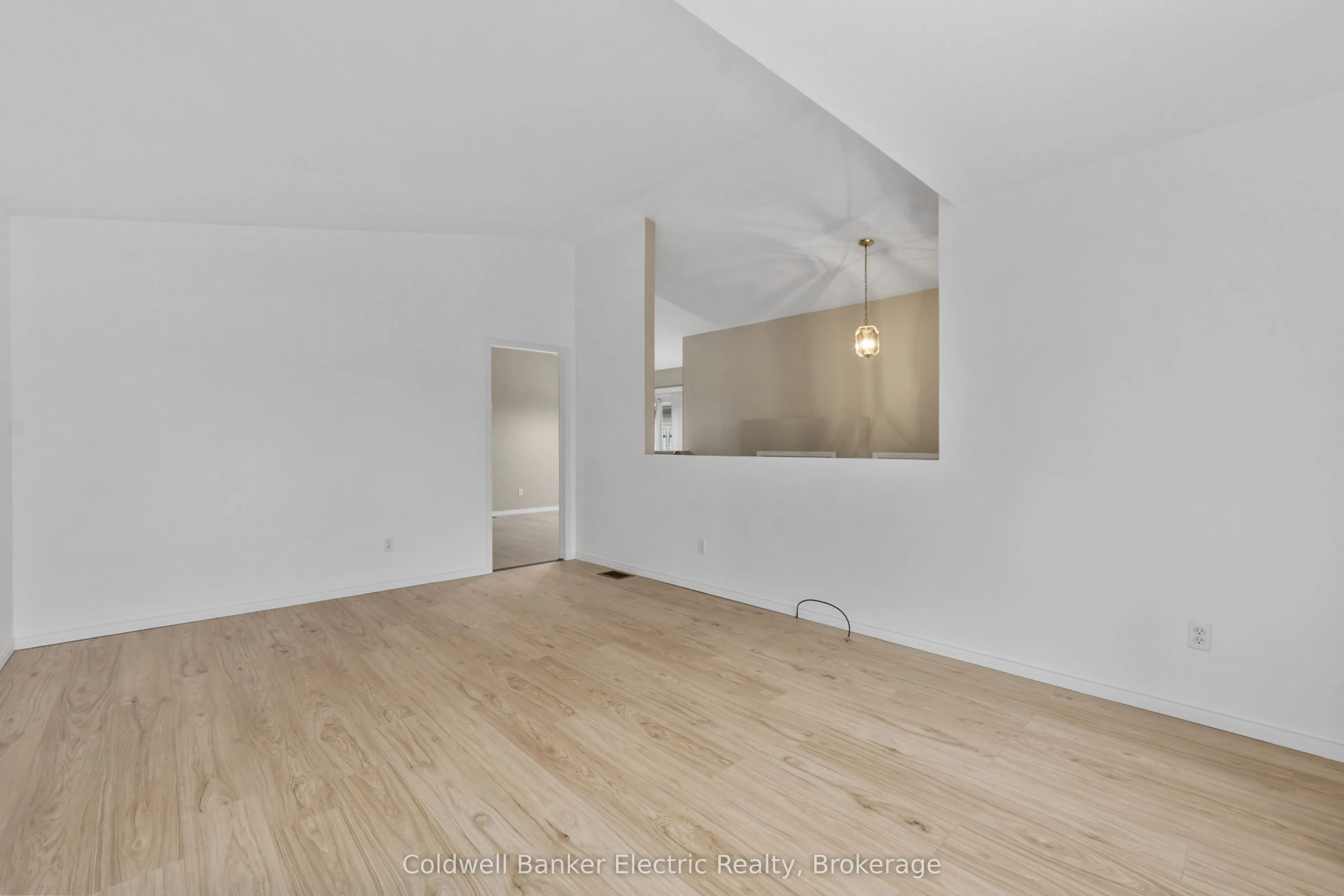 271 Dainton Drive