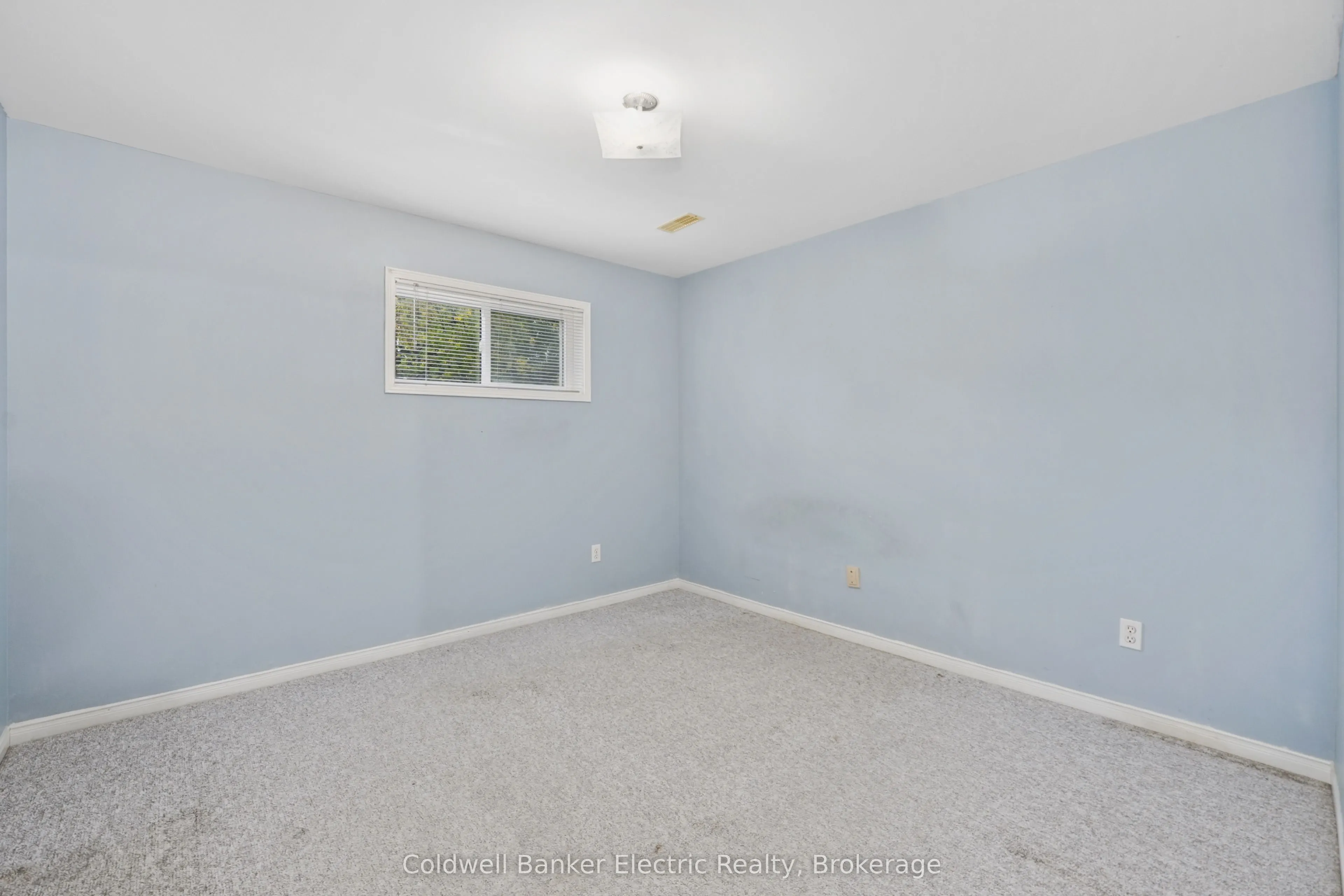 271 Dainton Drive