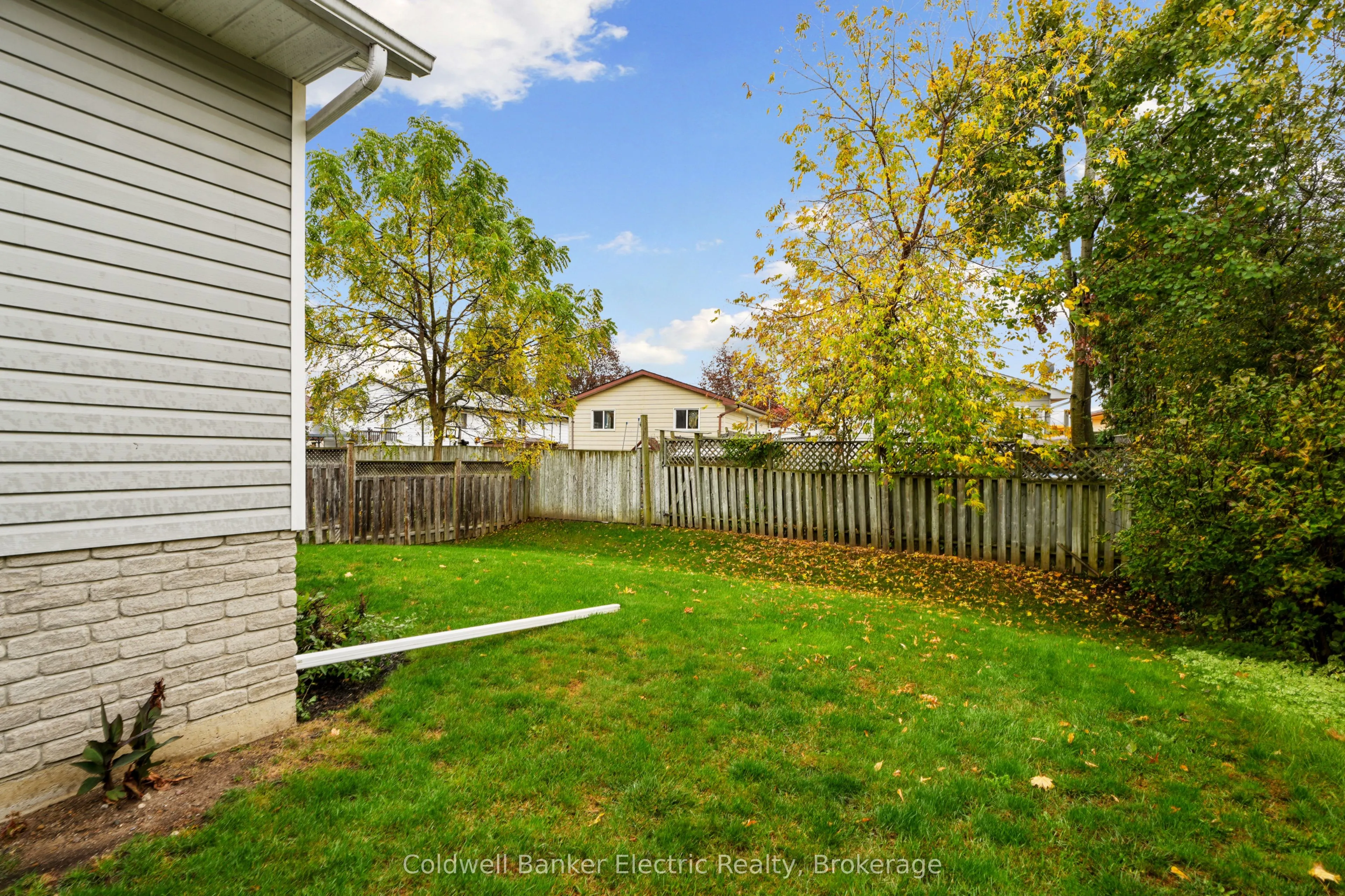 271 Dainton Drive