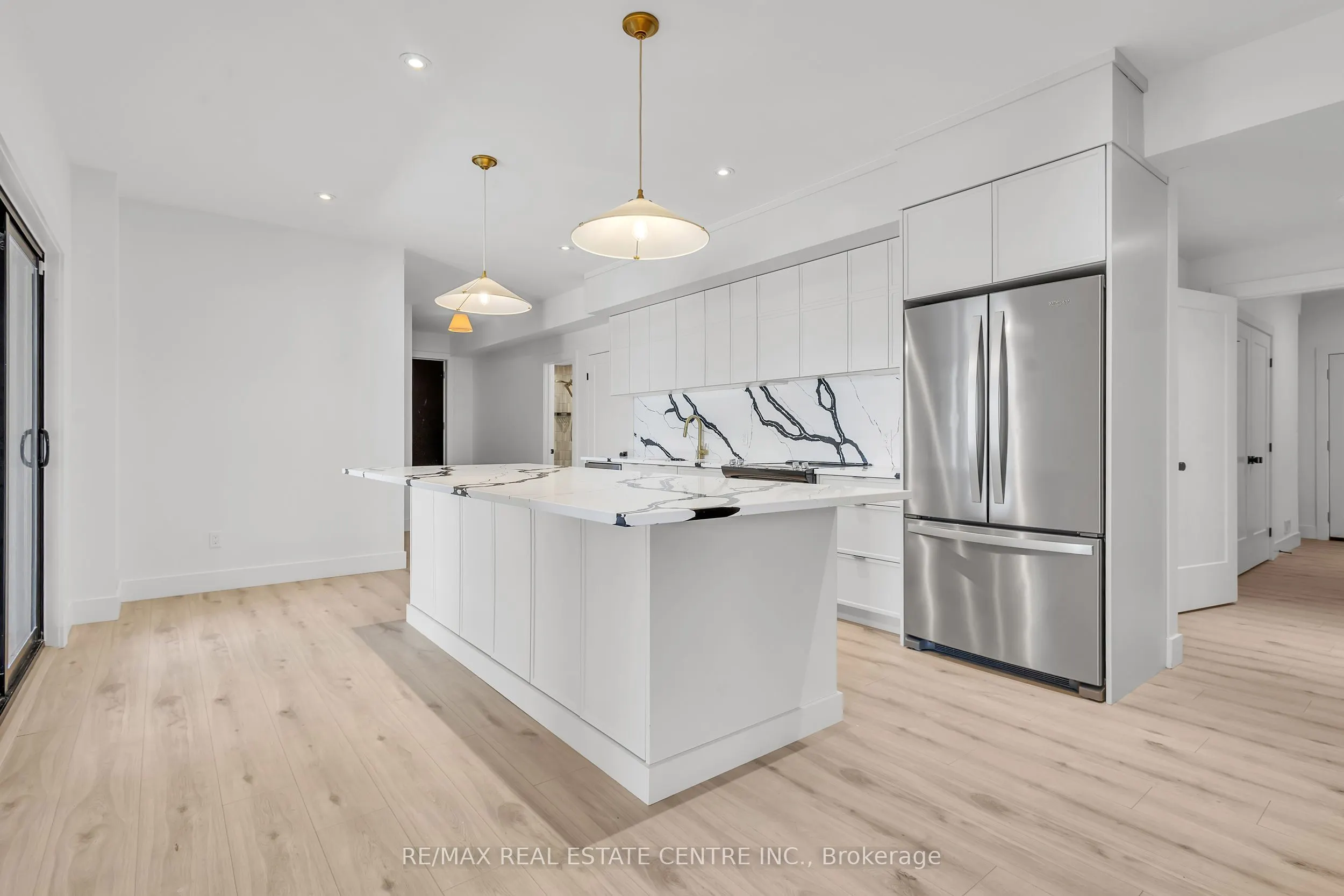 920 Thomas Pedder Court