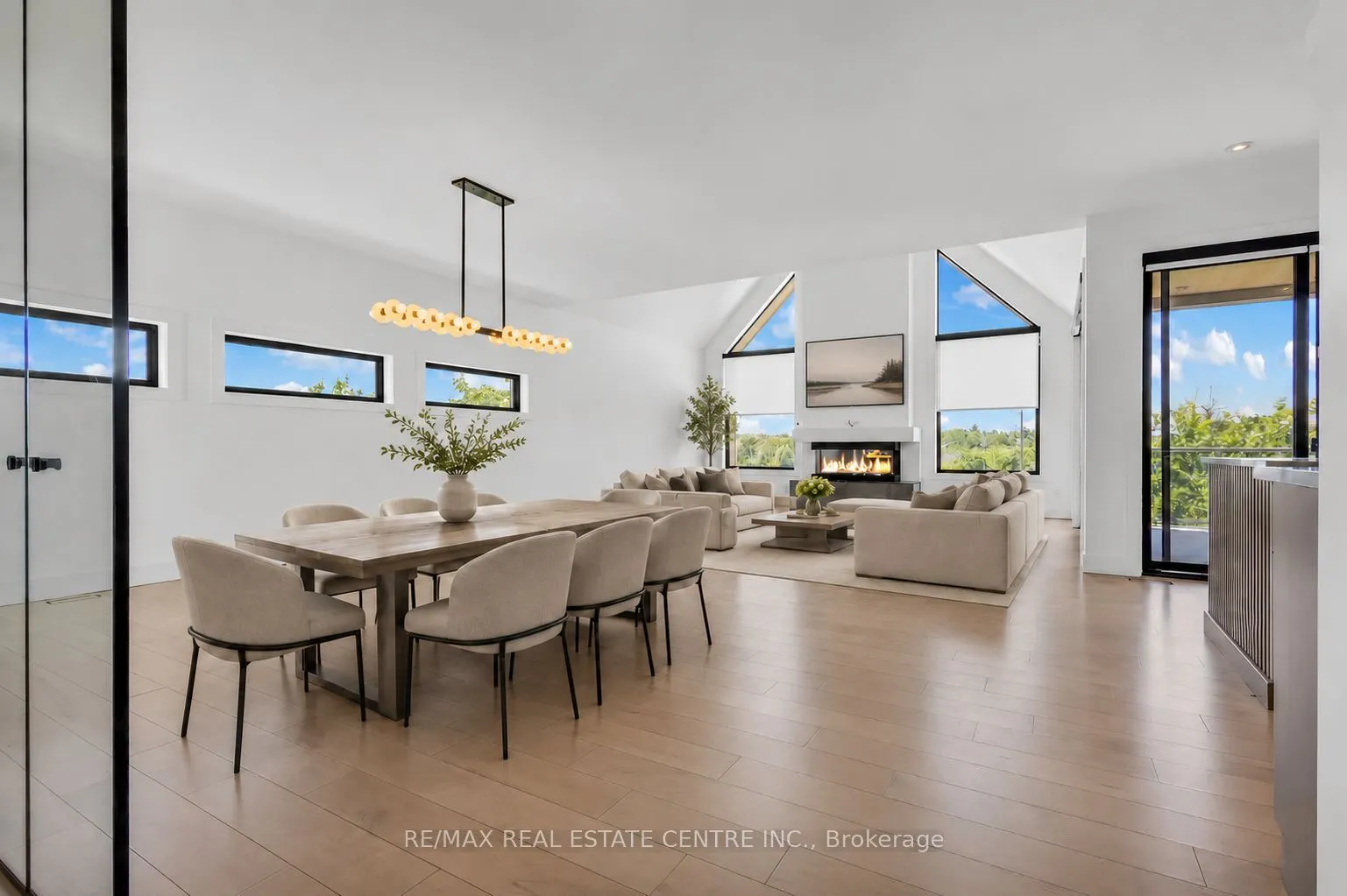 920 Thomas Pedder Court