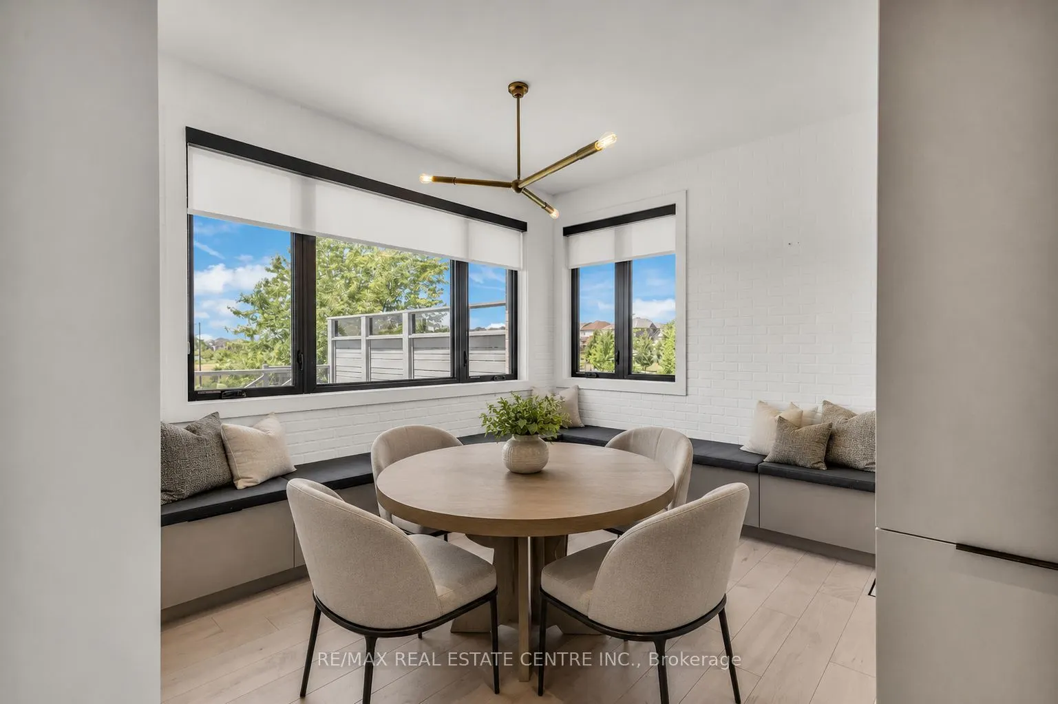 920 Thomas Pedder Court