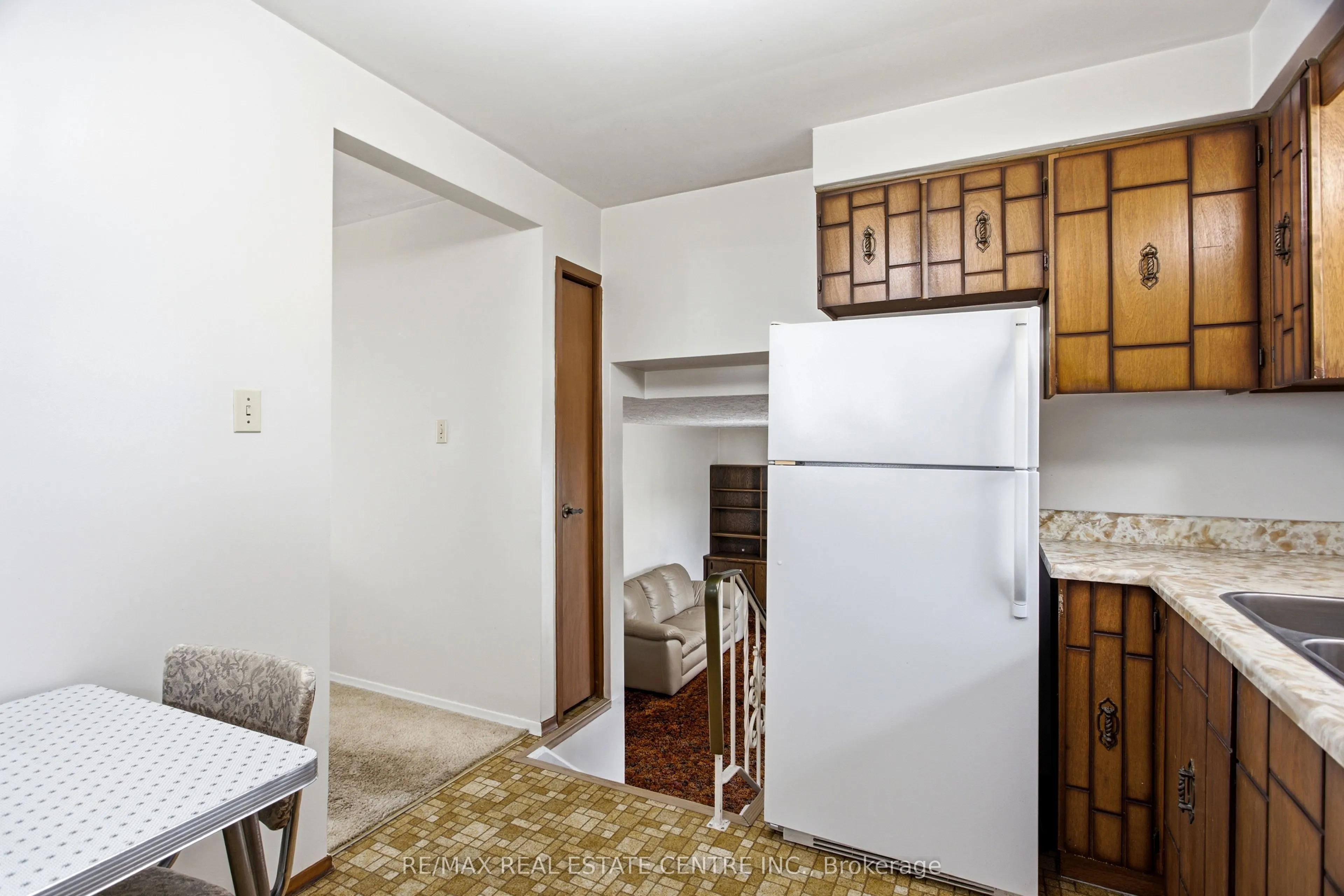 39 Sebas Court