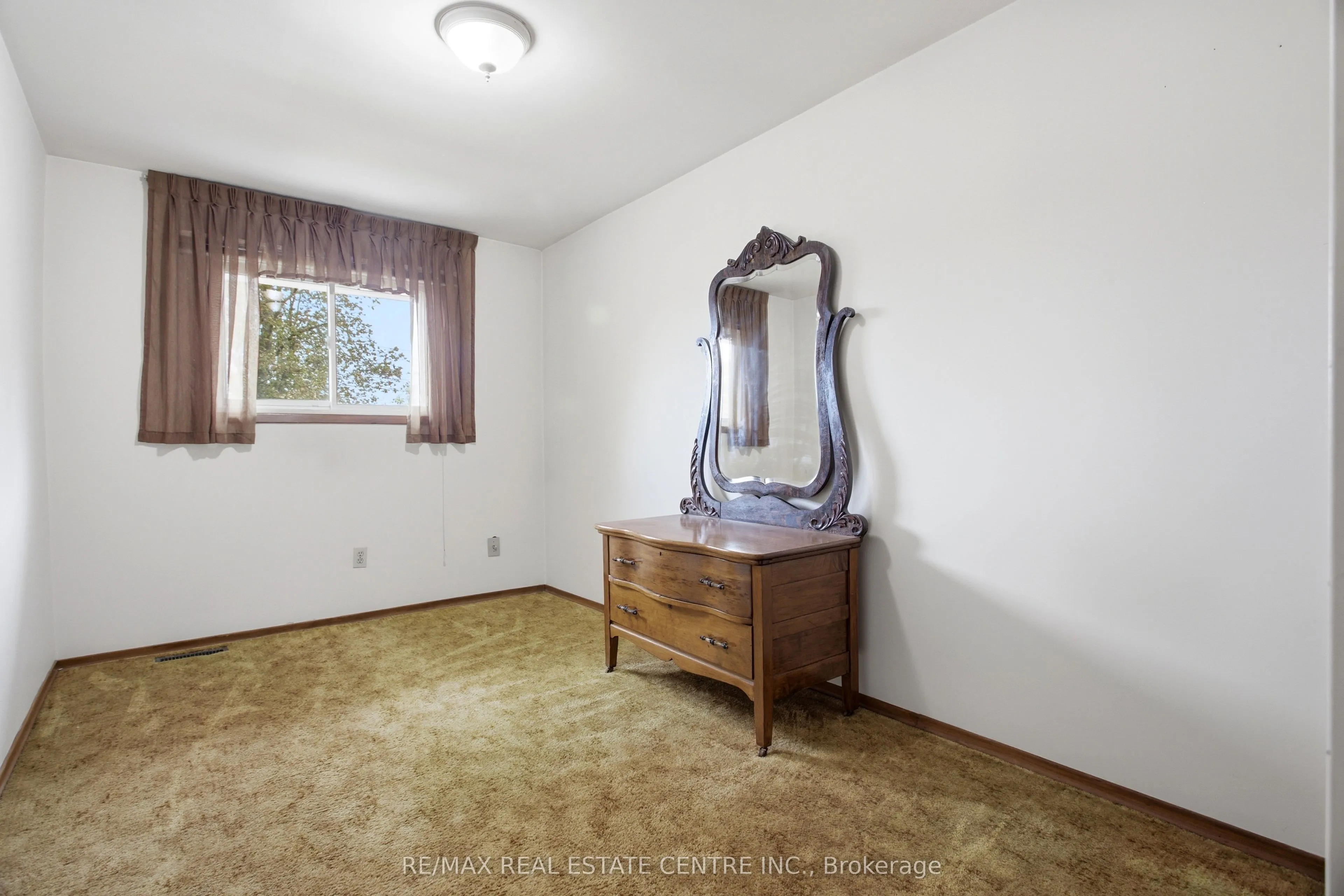 39 Sebas Court