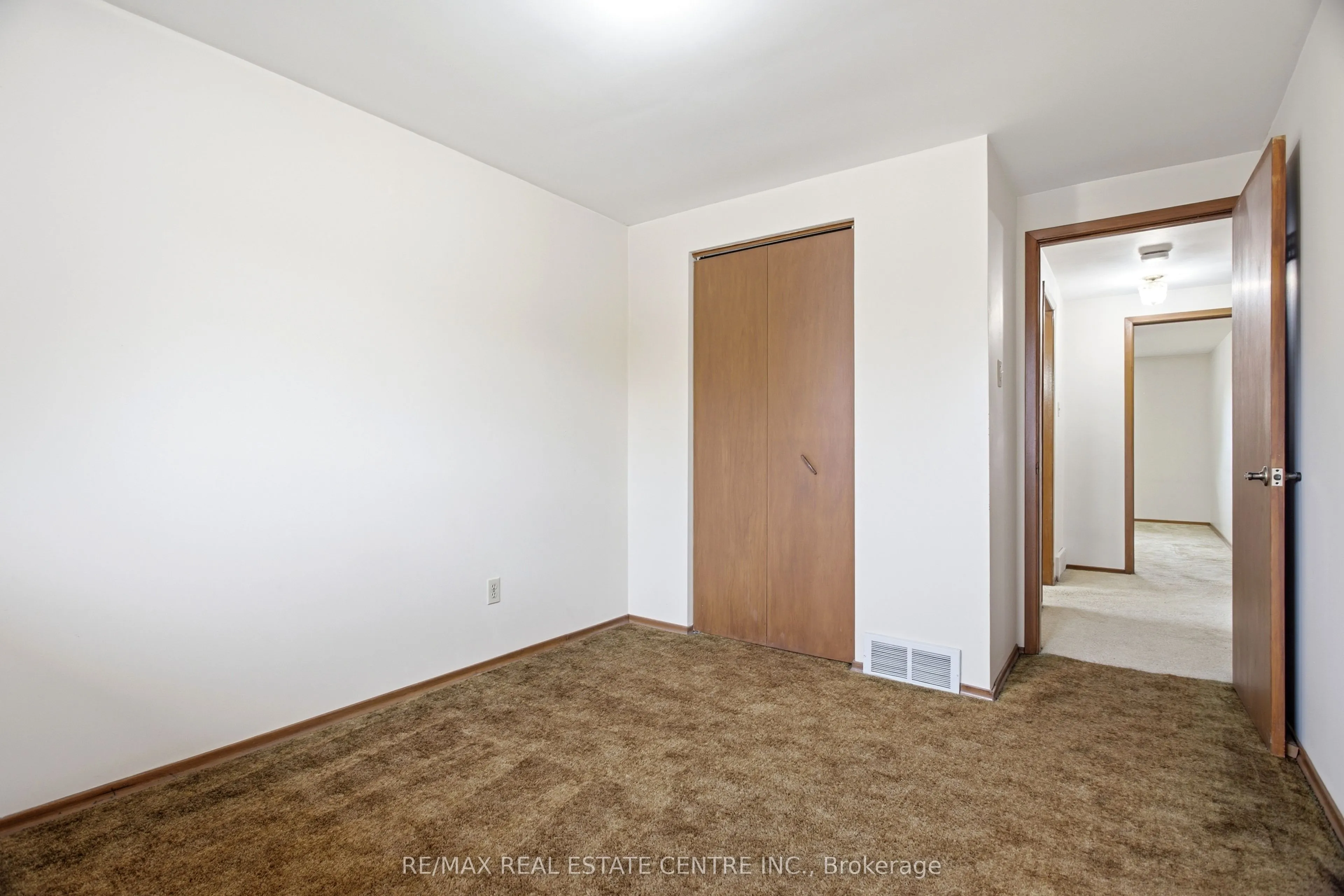 39 Sebas Court