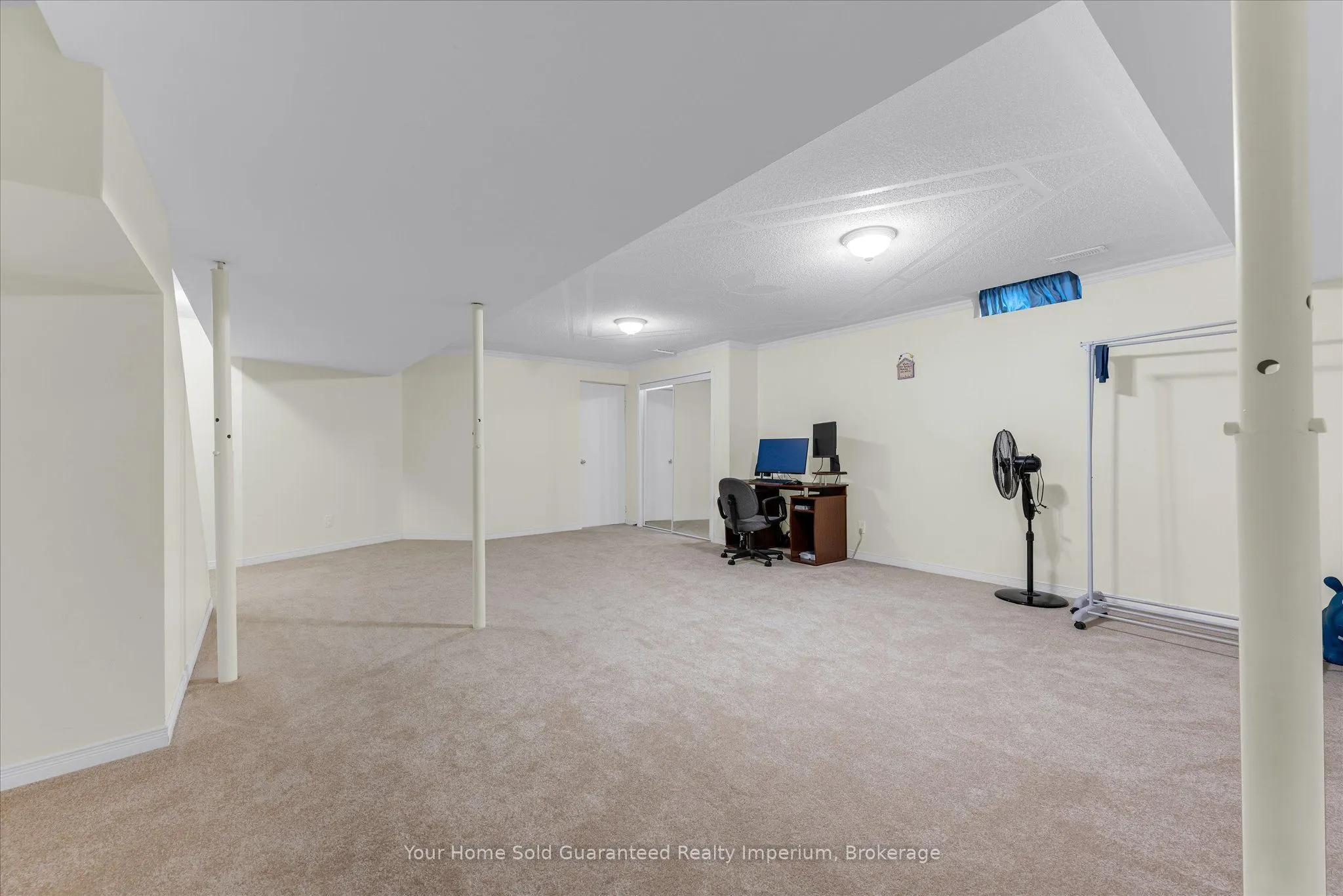 42 SEDONA Court