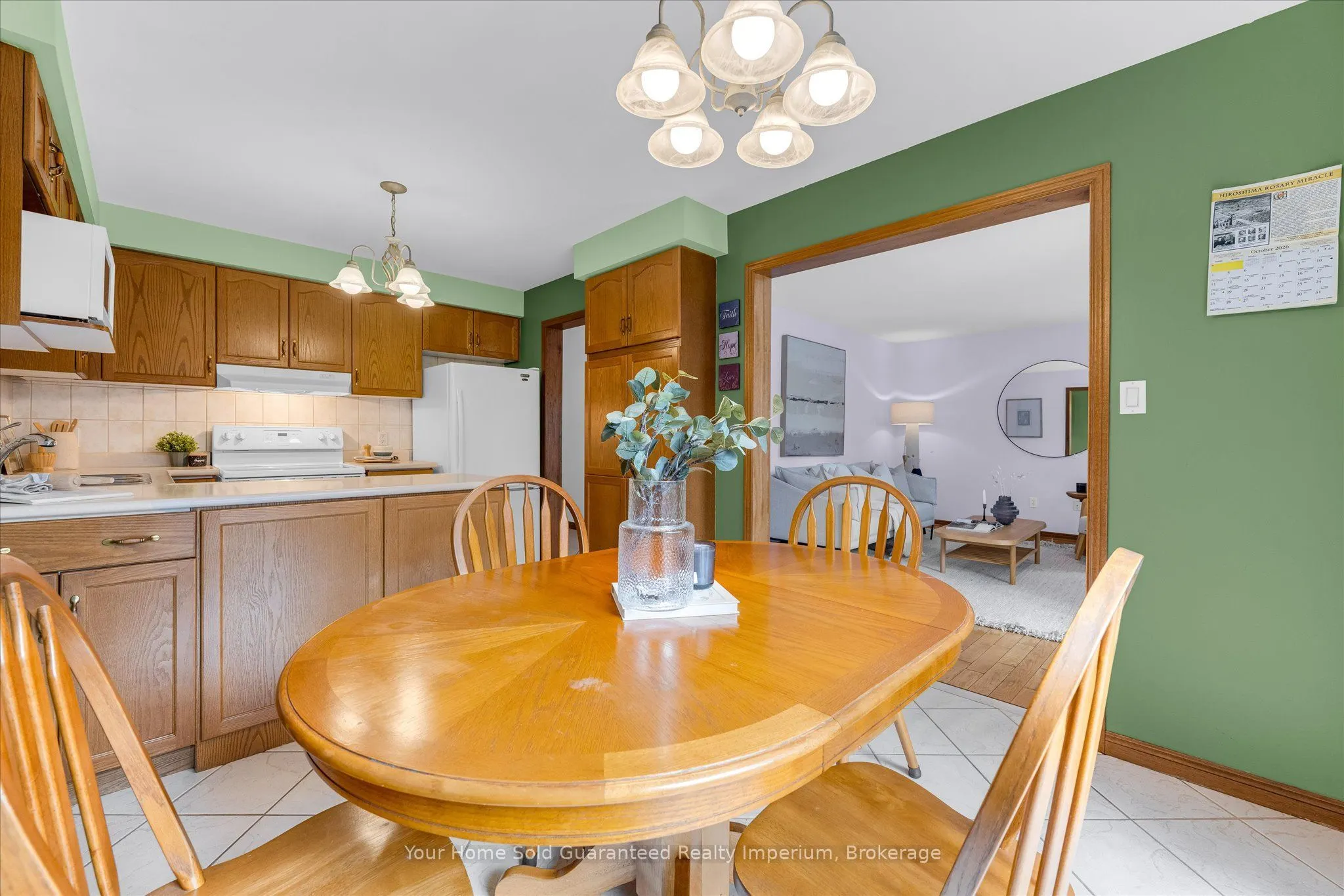42 SEDONA Court
