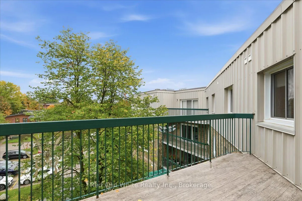 200 River Street #405