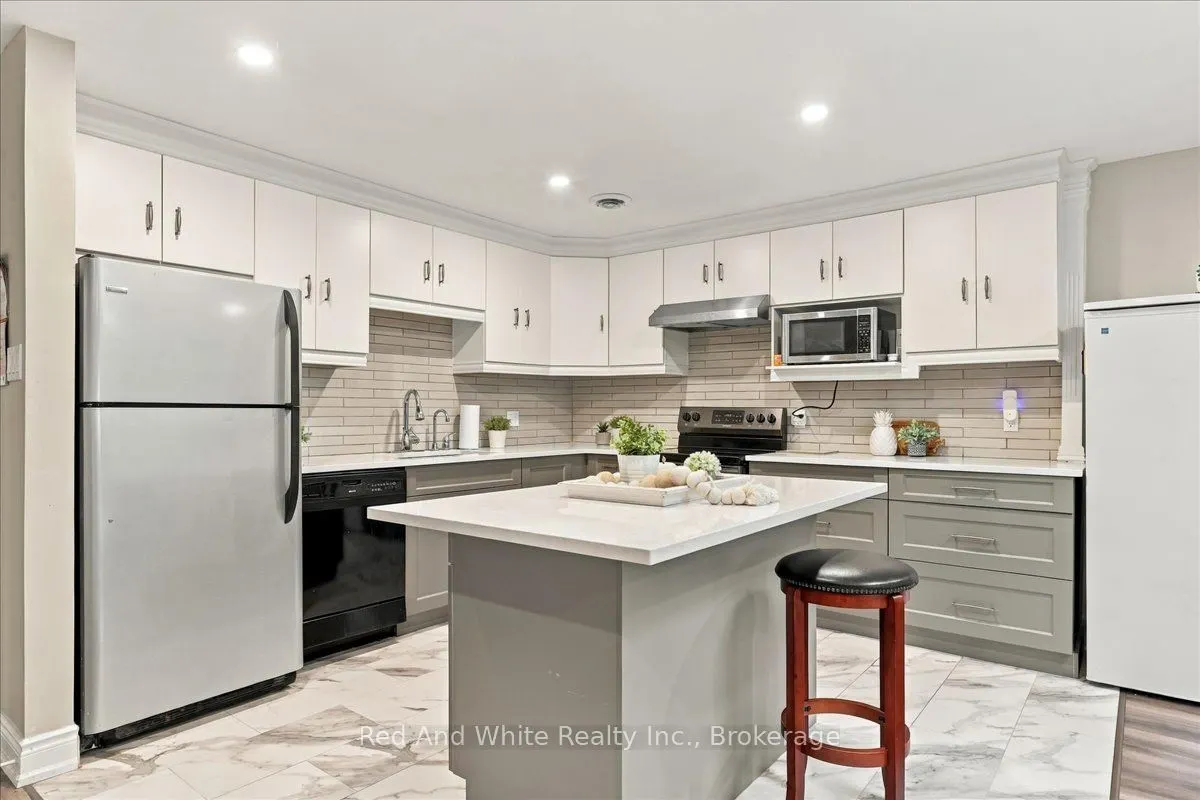200 River Street #405