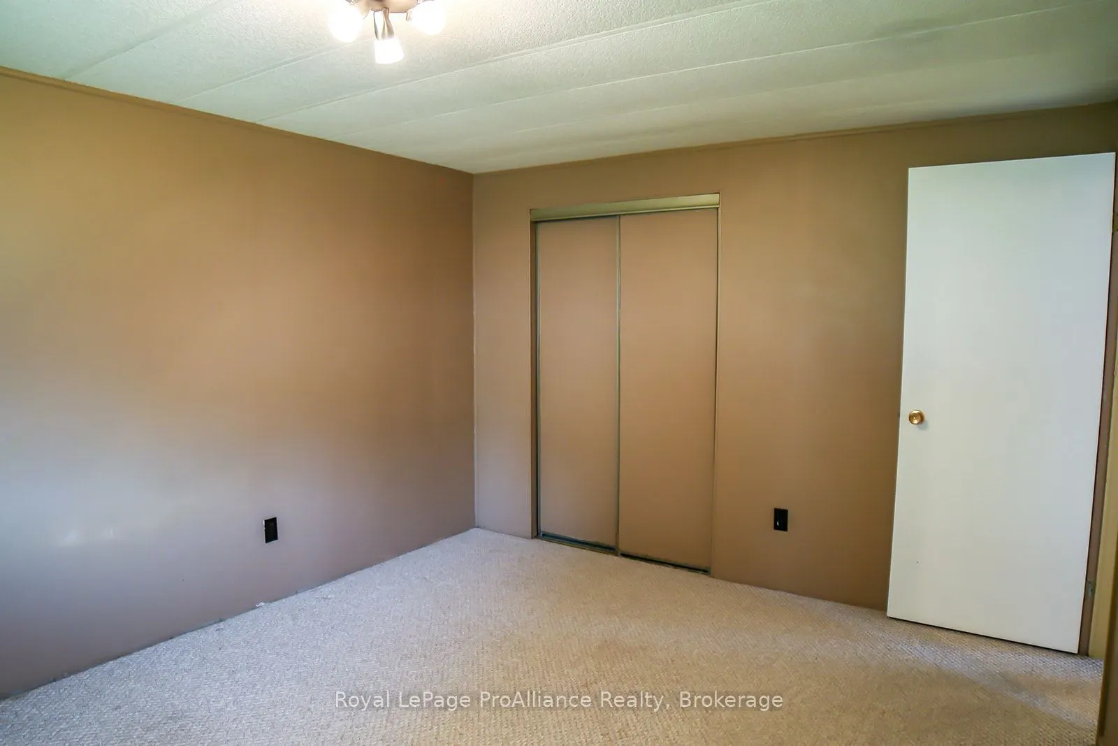 4 Dove Lane #401