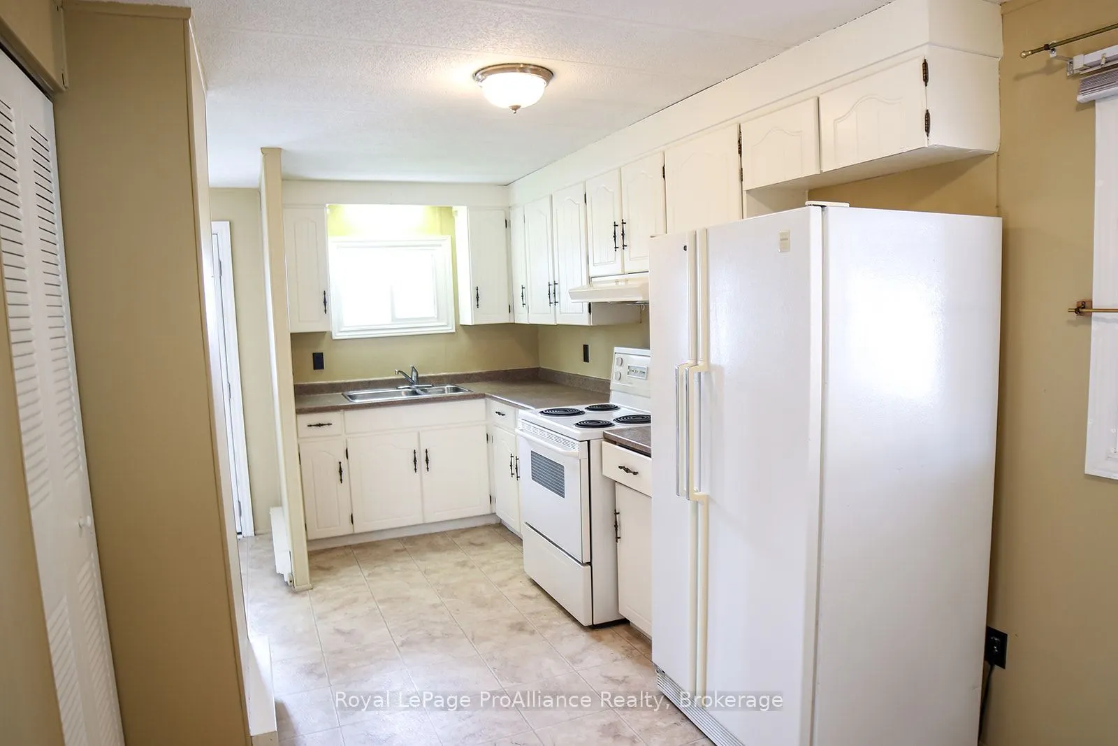 4 Dove Lane #401