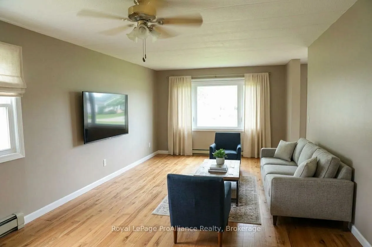 4 Dove Lane #401
