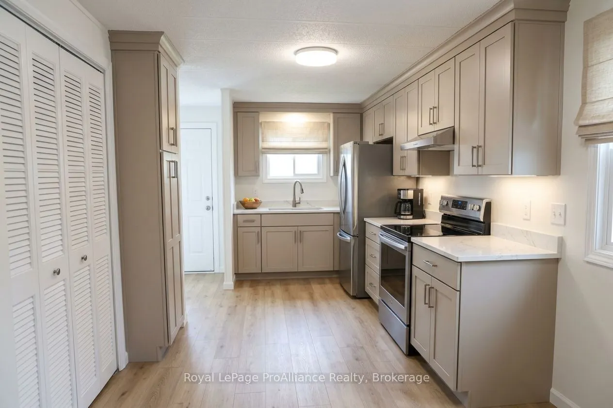 4 Dove Lane #401