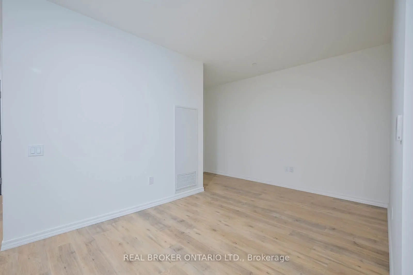 181 Elmira Road S #215B