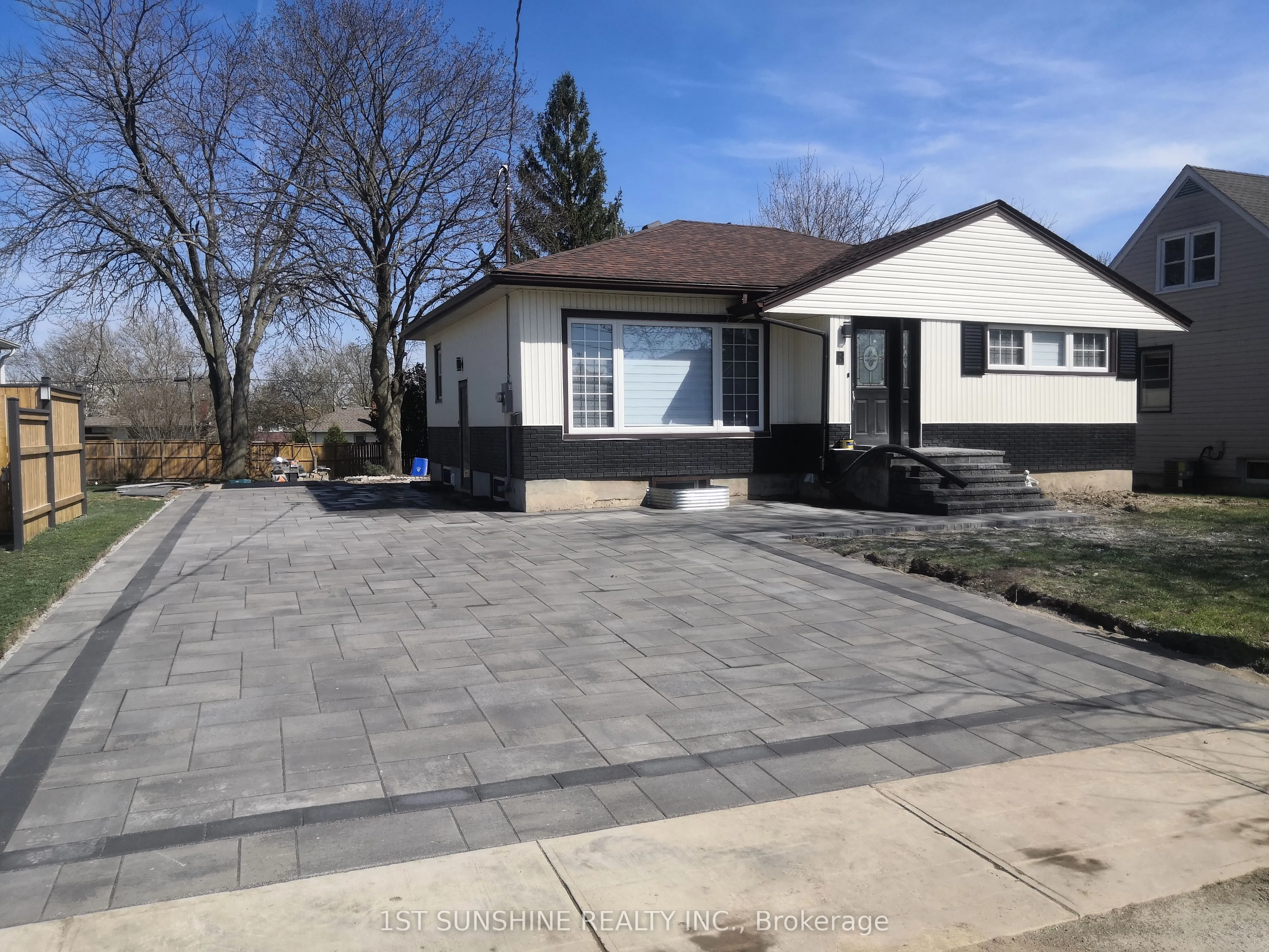8 Frederick Street ##BSMT