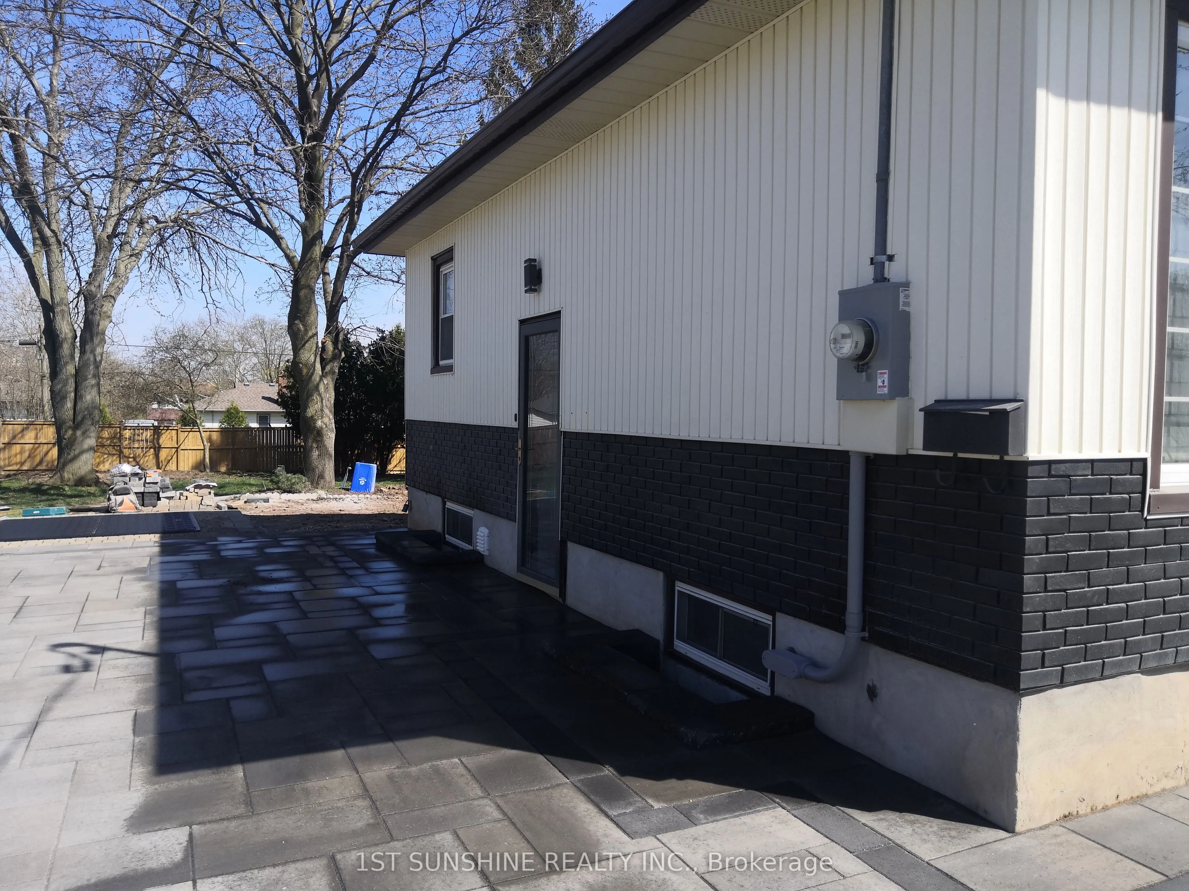 8 Frederick Street ##BSMT