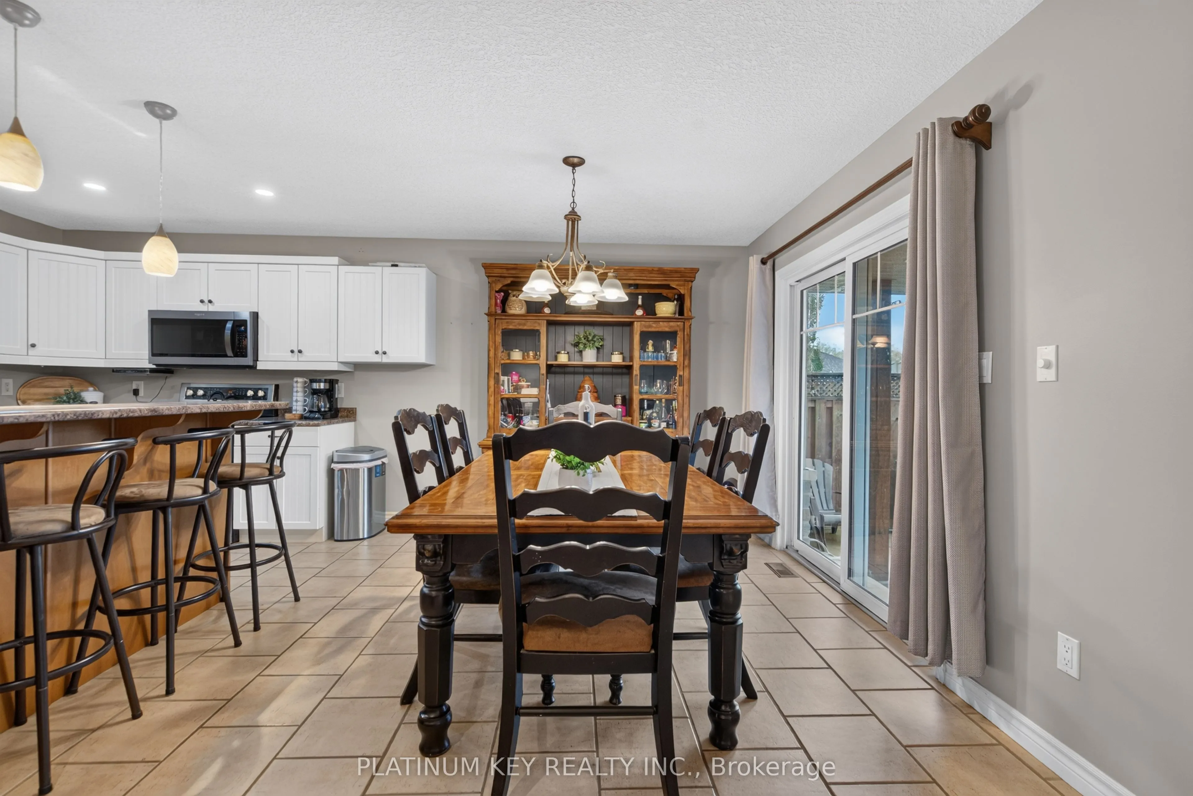 277 Thorne Drive
