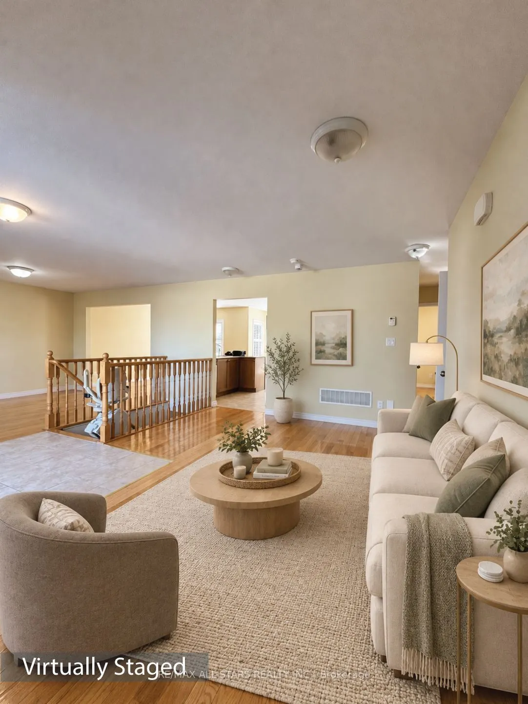 9 Maple Avenue E