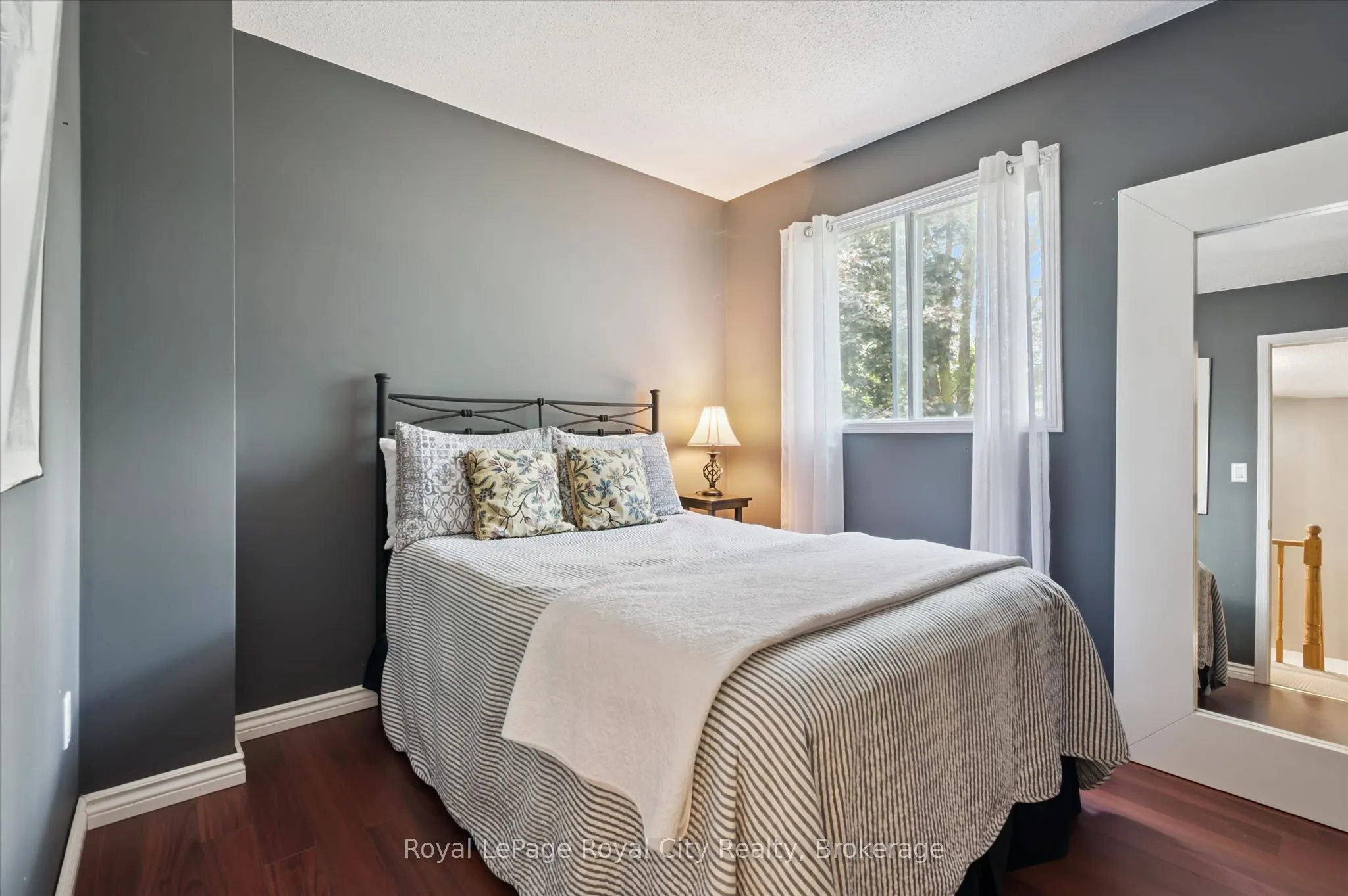 729 WOODHILL Drive
