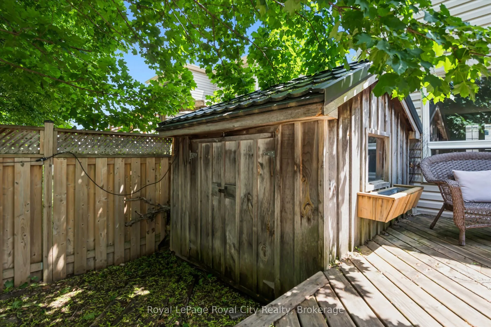 729 WOODHILL Drive