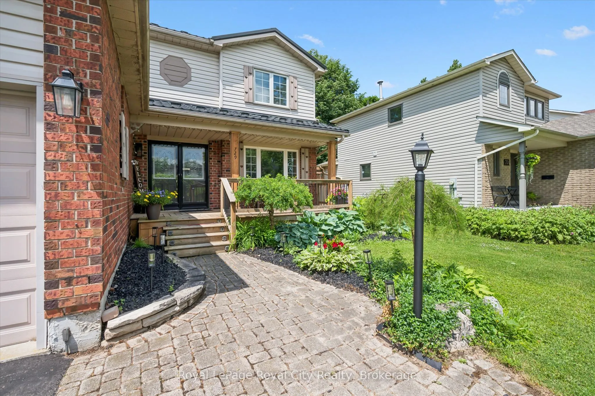 729 WOODHILL Drive