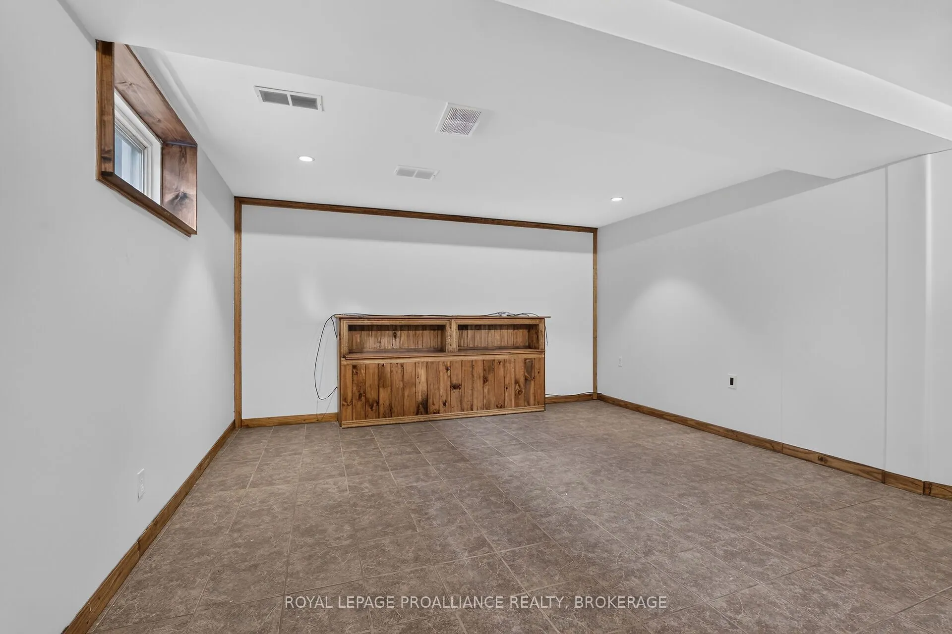 1132 Halifax Drive