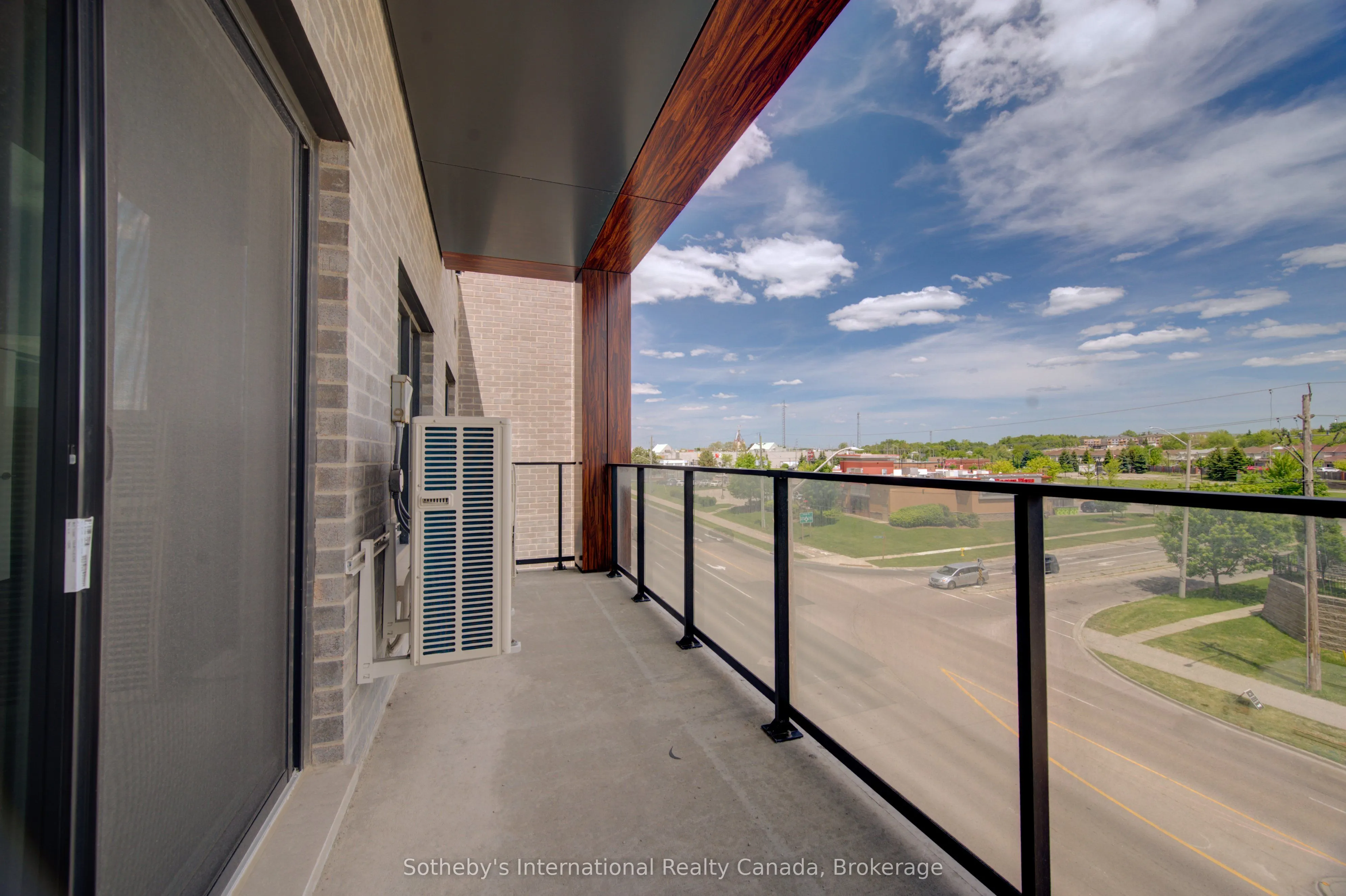 408 Dundas Street S #402