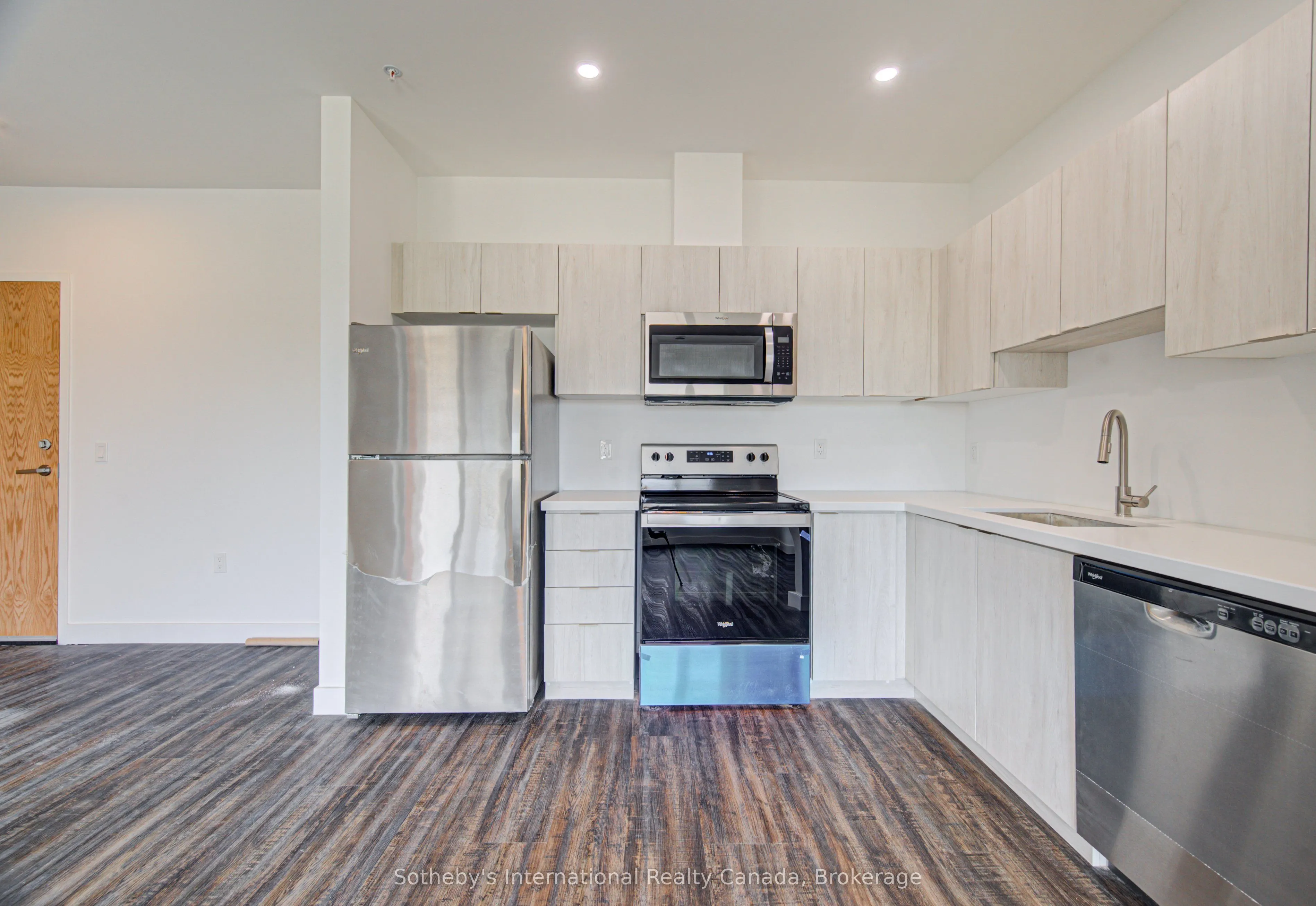 408 Dundas Street S #402