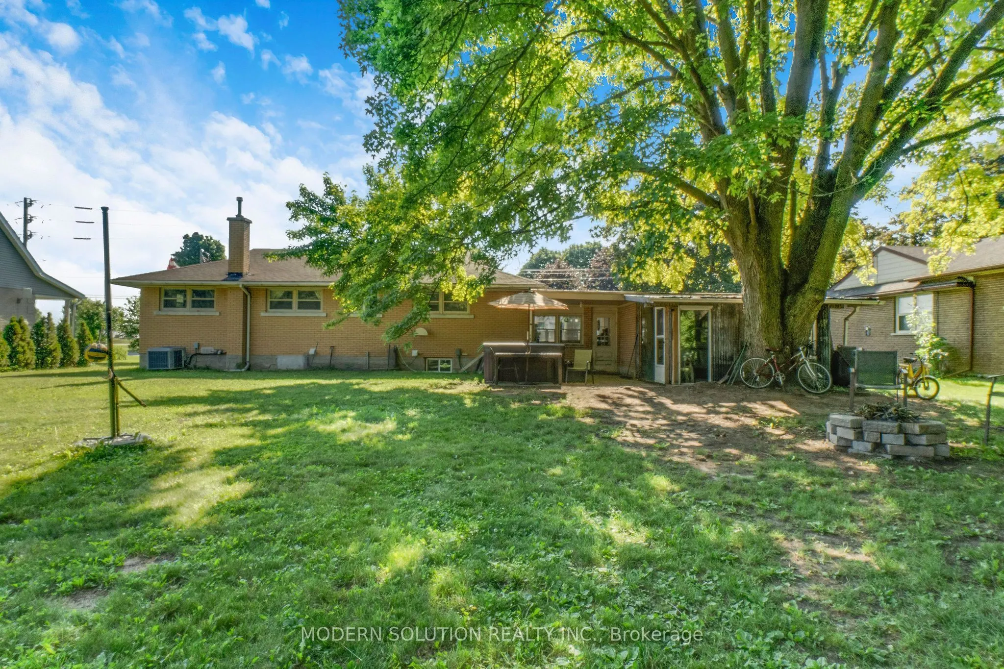 386 Highland Road W #23