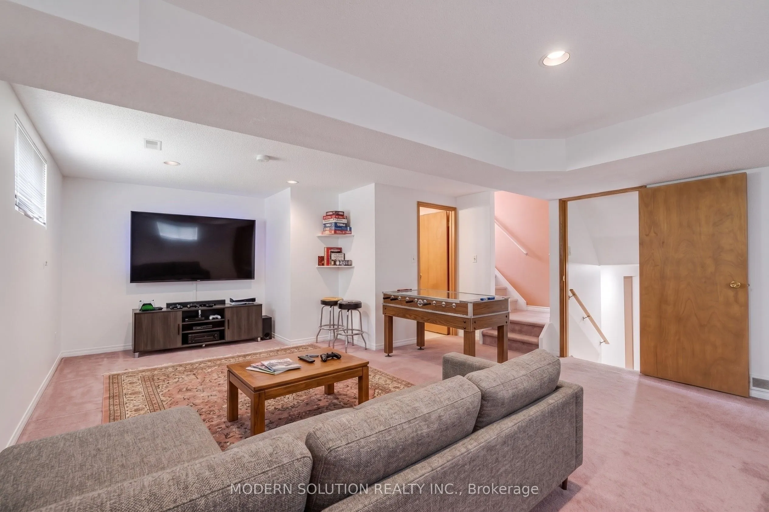 386 Highland Road W #23
