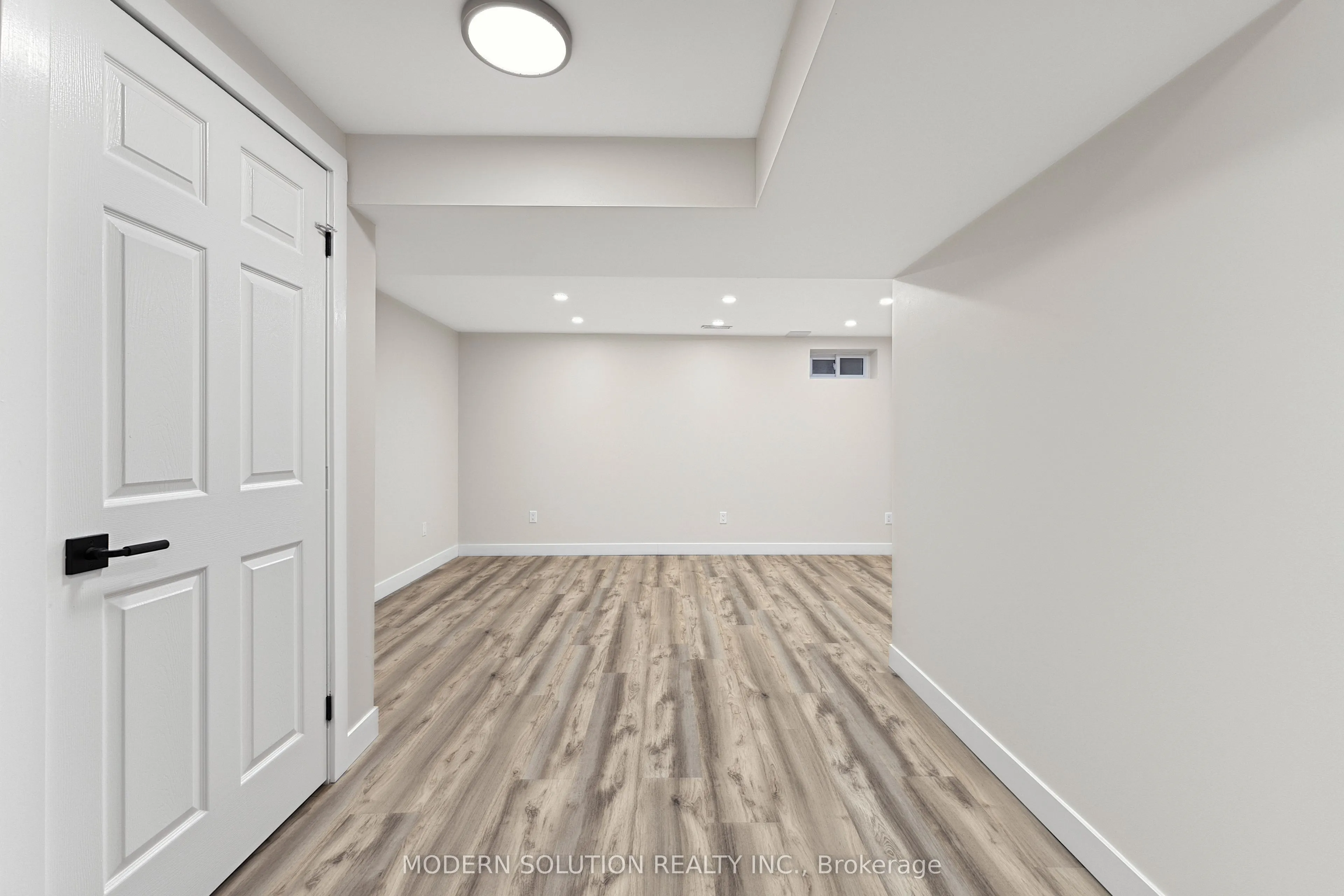 386 Highland Road W #23