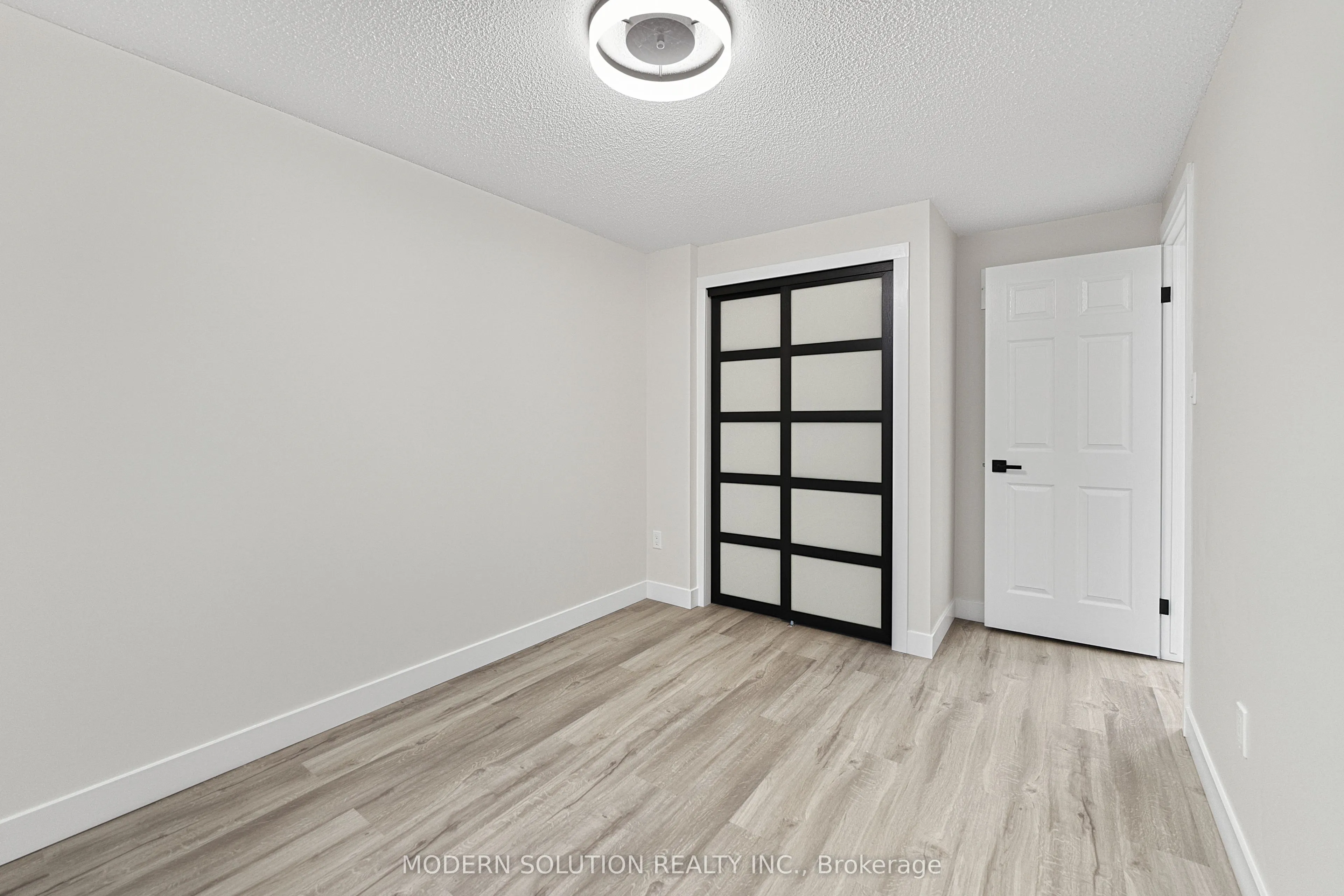 386 Highland Road W #23
