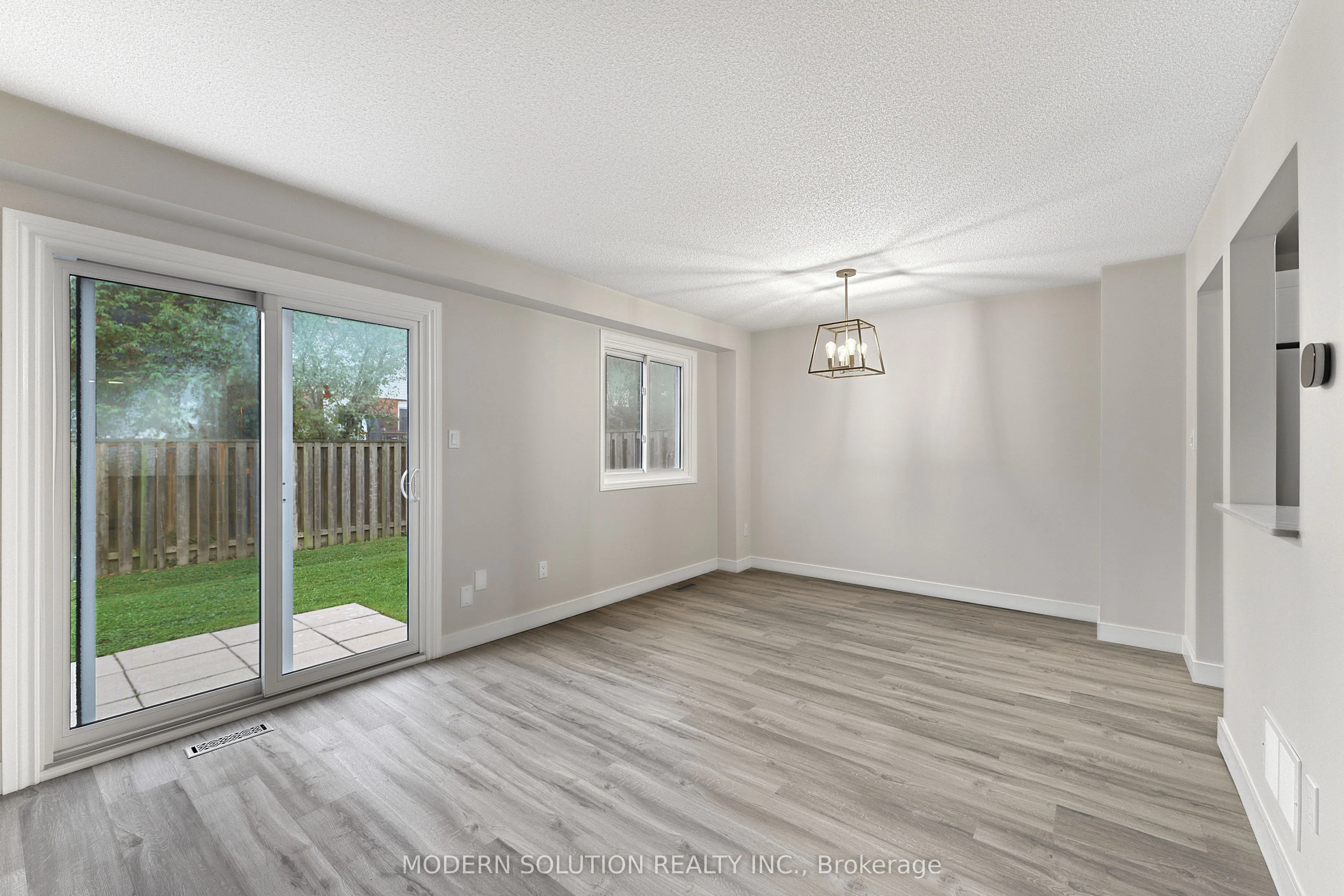 386 Highland Road W #23