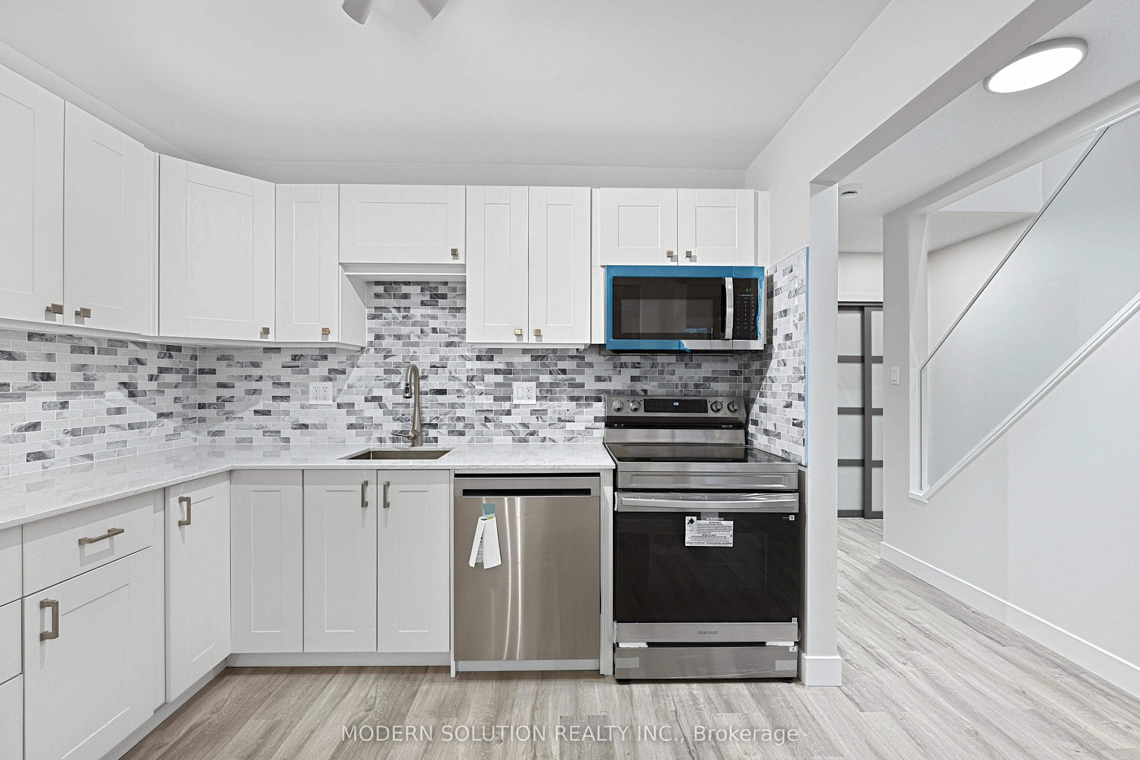 386 Highland Road W #23