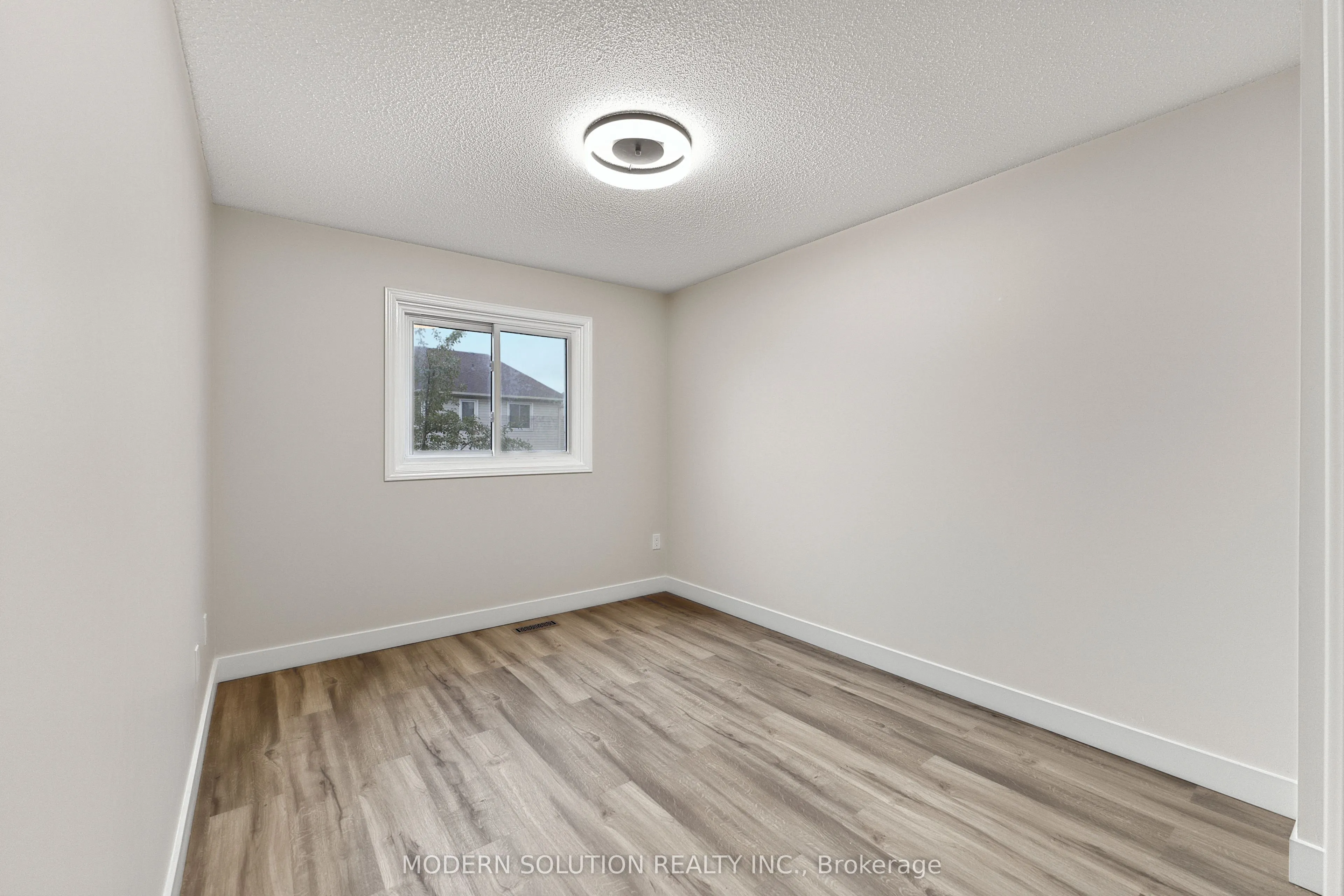 386 Highland Road W #23