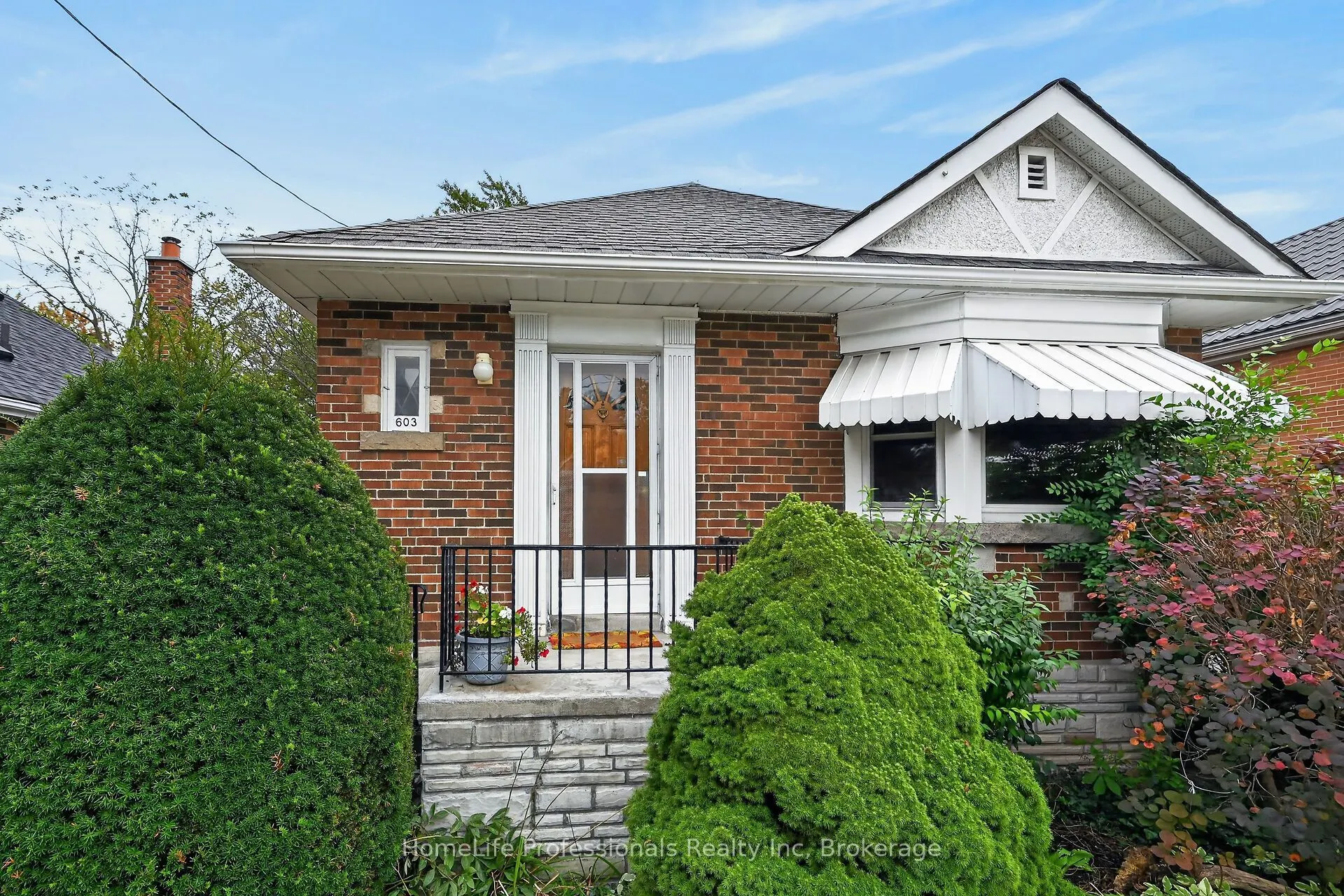 603 Upper Wentworth Street