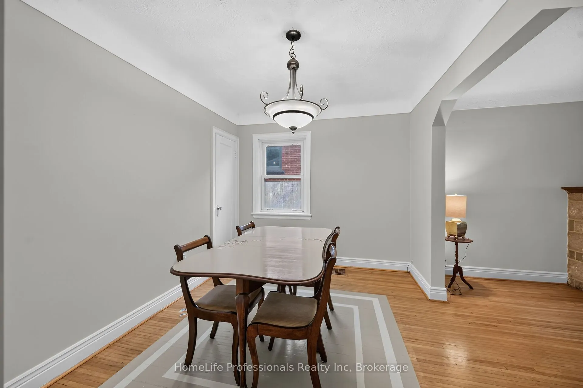 603 Upper Wentworth Street